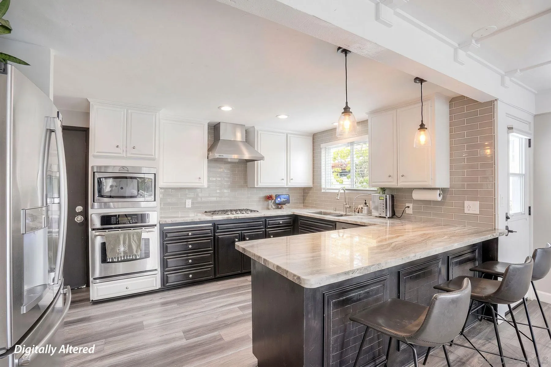 https://cdn.realtyfeed.com/cdn/127/260016532/41e554bb7c4b76af9a72a55a74a87039.webp