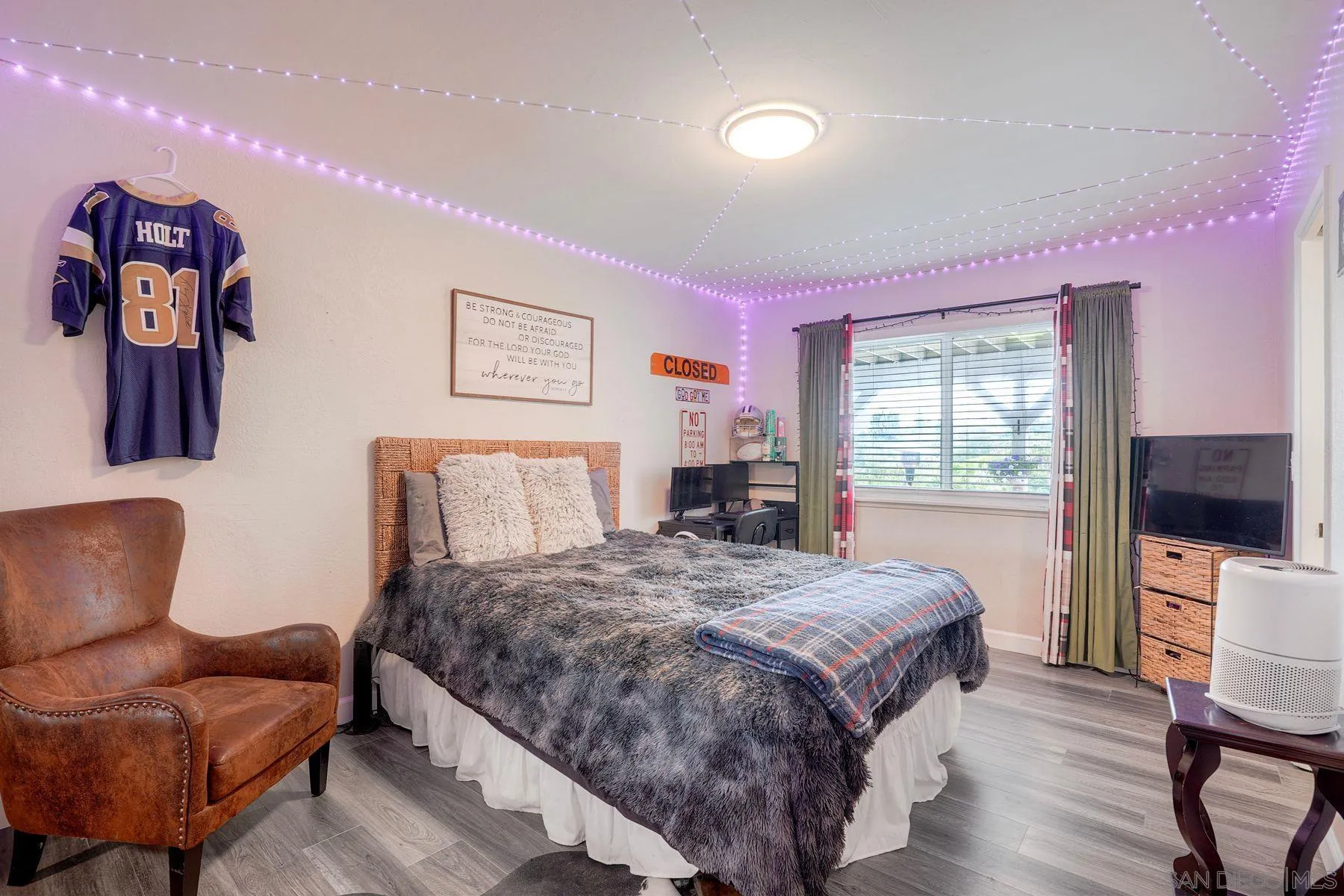 https://cdn.realtyfeed.com/cdn/127/260016532/6e89fc41efde076e718b60fead57cf43.webp