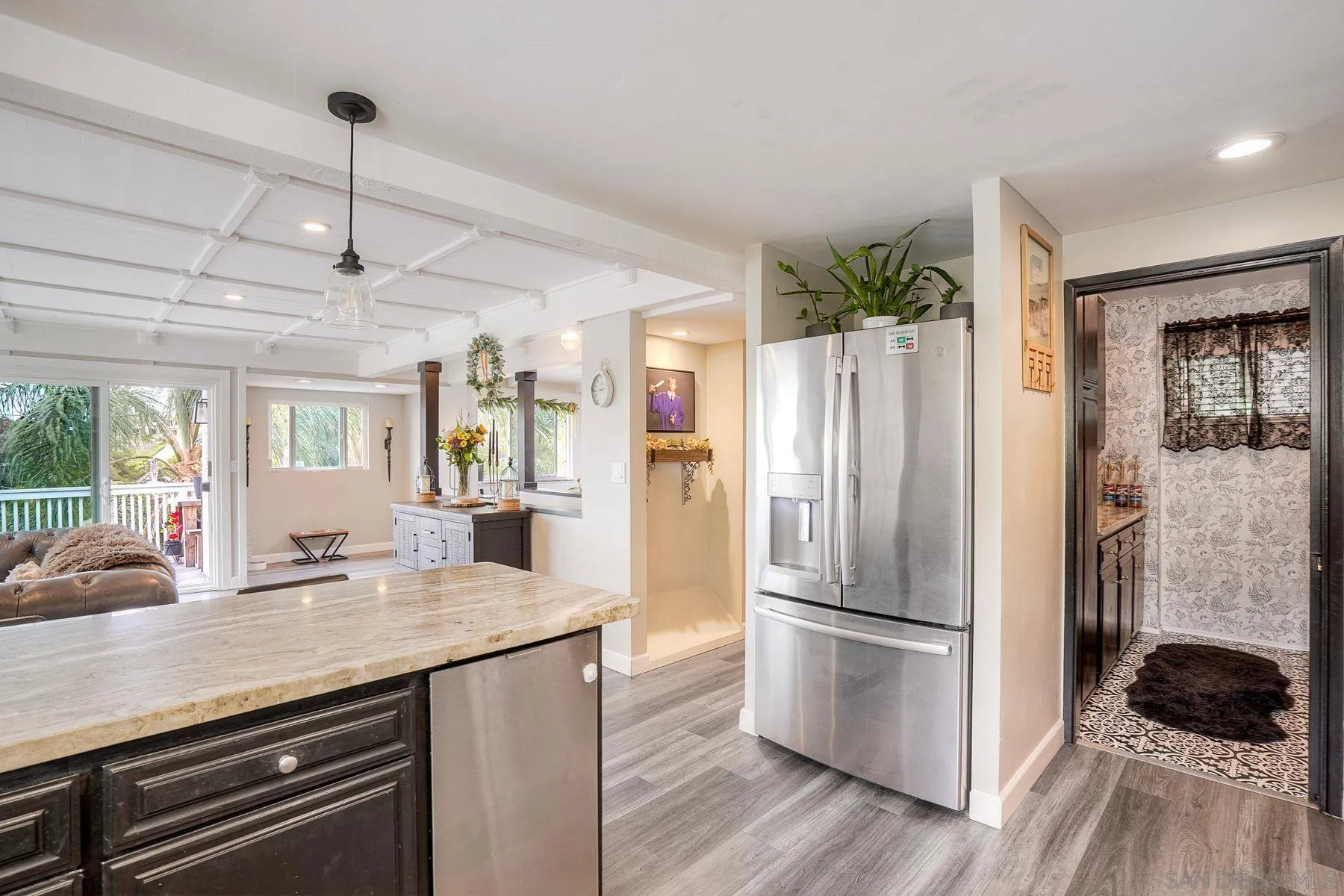 https://cdn.realtyfeed.com/cdn/127/260016532/6f55d696c56757b17413b7226f404528.webp