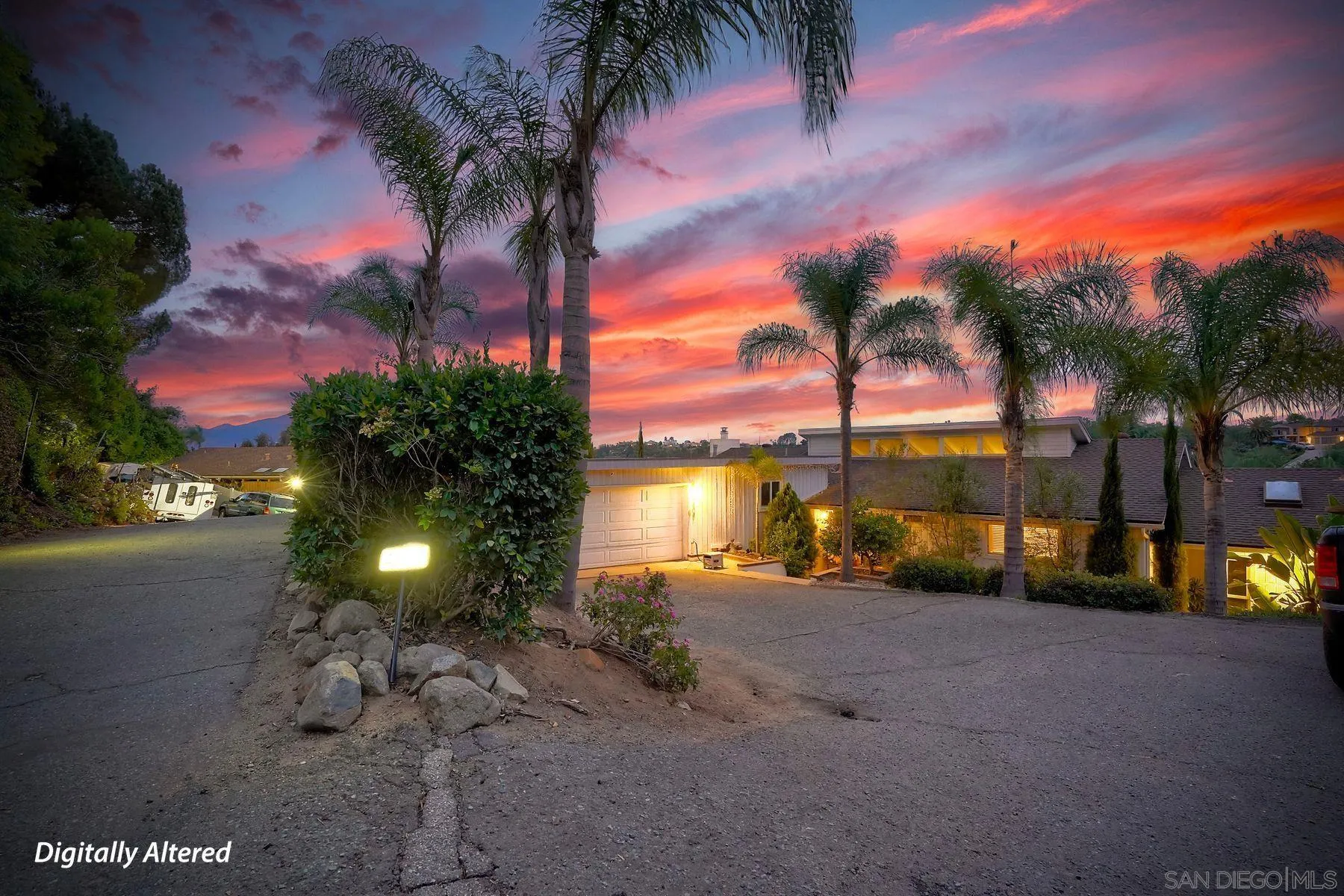 https://cdn.realtyfeed.com/cdn/127/260016532/8faf0854c8d6c7f155539575f0563155.webp