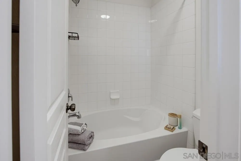 Photo #25: 260016537 Listing: Photo #25