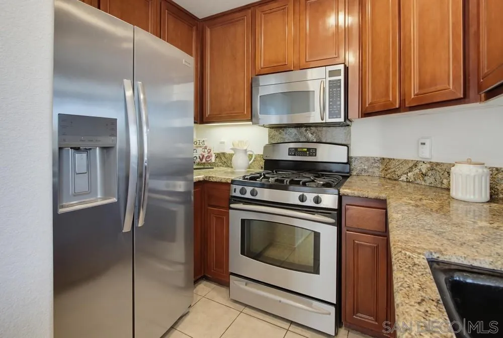 Photo #7: 260016537 Listing: Photo #7