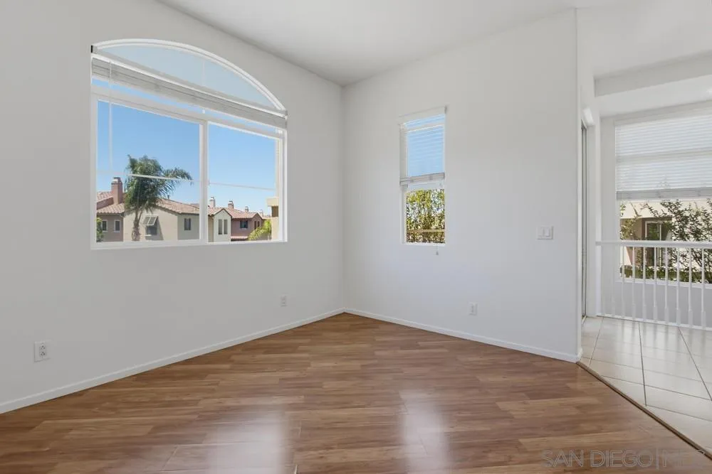 Photo #10: 260016537 Listing: Photo #10