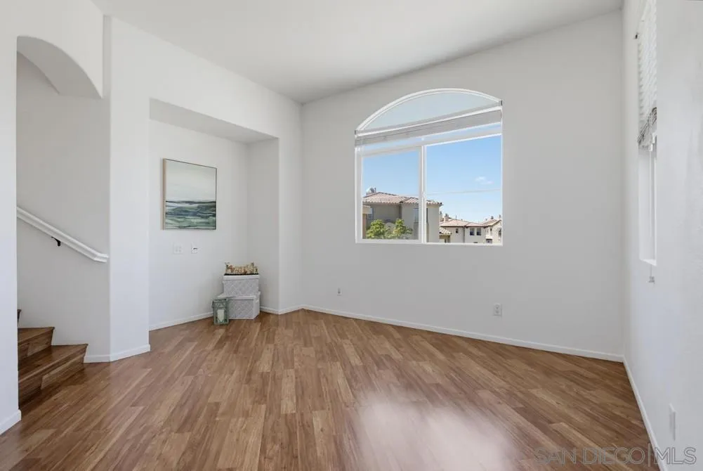 Photo #9: 260016537 Listing: Photo #9