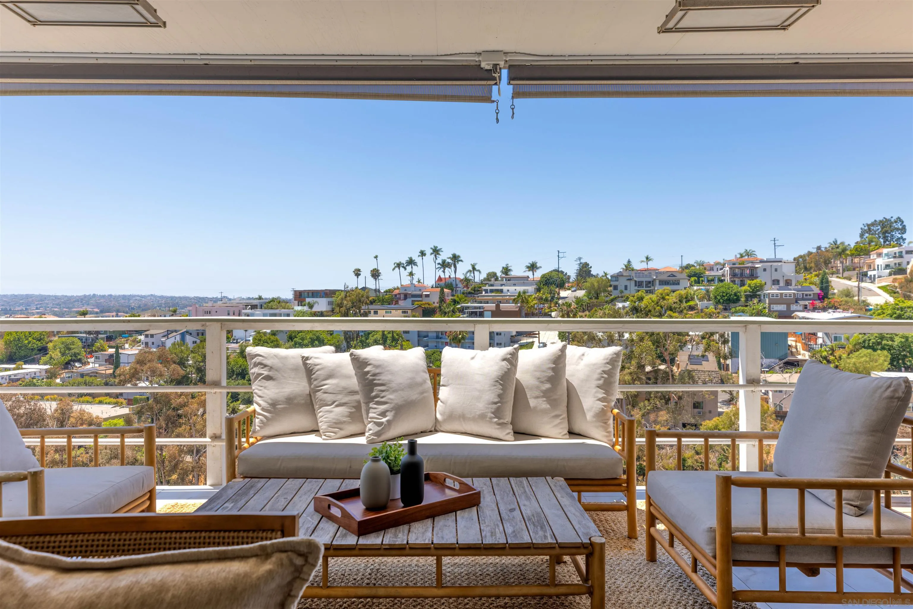https://cdn.realtyfeed.com/cdn/127/260016539/3d0f004774108ae059f2dfcf9ea6eb8f.webp