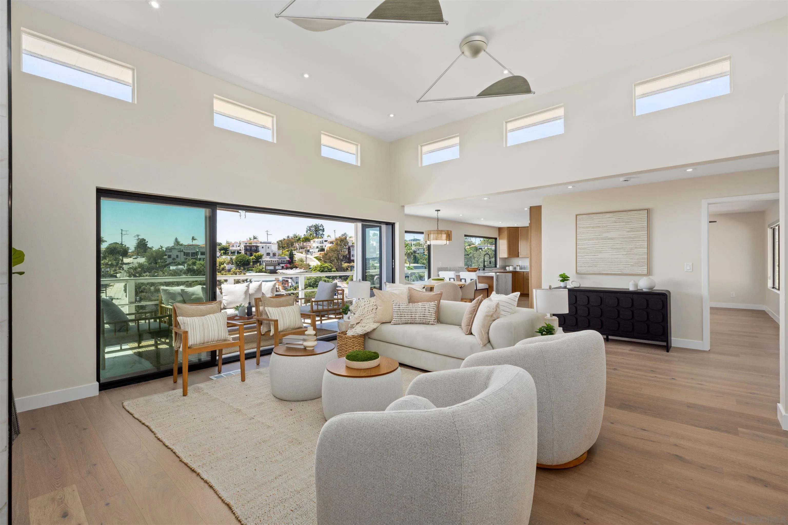 https://cdn.realtyfeed.com/cdn/127/260016539/5118eca924d1c92c2724161460ea1e2c.webp