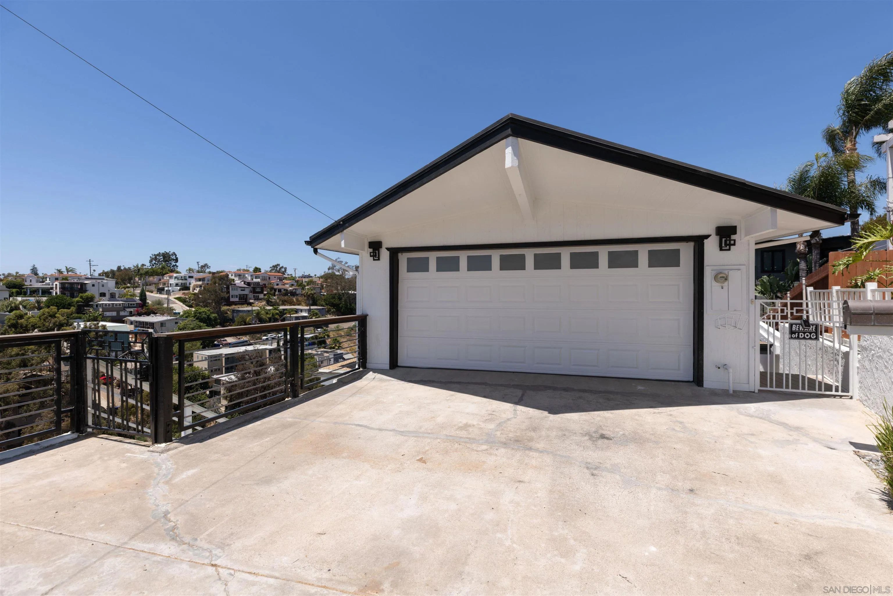 https://cdn.realtyfeed.com/cdn/127/260016539/5ae828bea36e8a7aa12d1c41a395ce17.webp