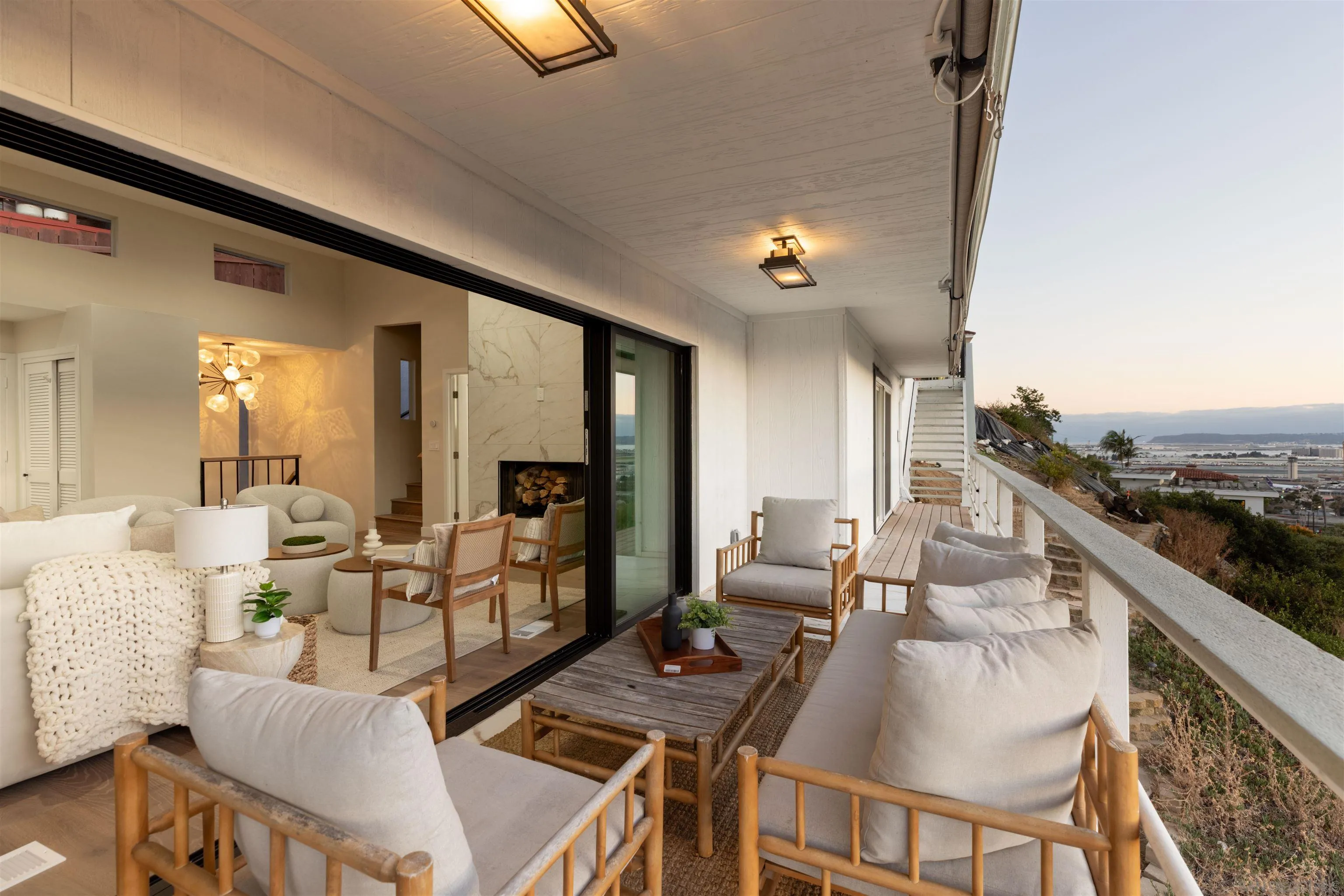 https://cdn.realtyfeed.com/cdn/127/260016539/7878b86a65e3dbee54d62b393def79a5.webp