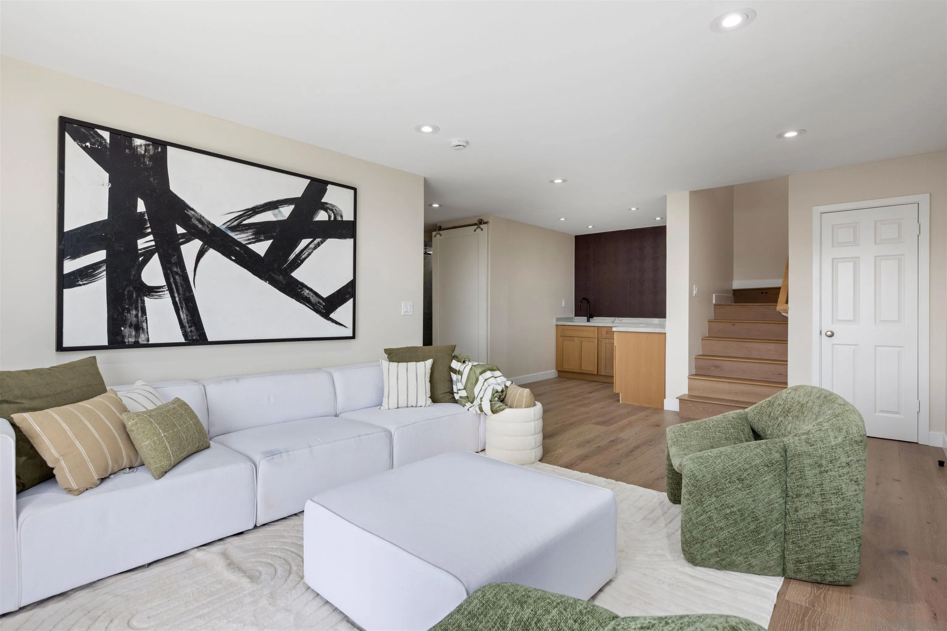 https://cdn.realtyfeed.com/cdn/127/260016539/9c52f0a18b865564437aa6e7c26a7a16.webp