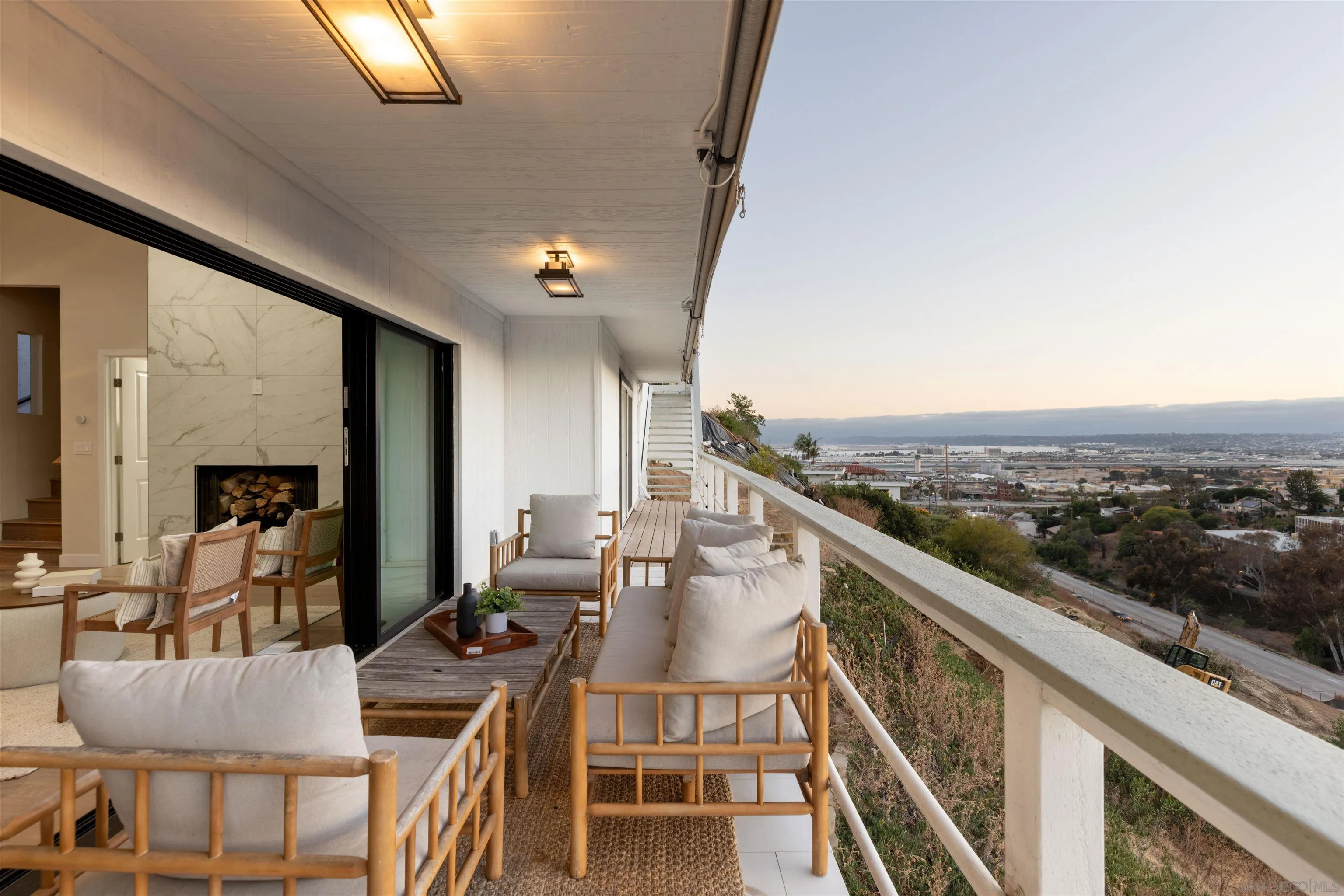 https://cdn.realtyfeed.com/cdn/127/260016539/a5a0f69dfb8a685b46bf06a7a5ef416e.webp