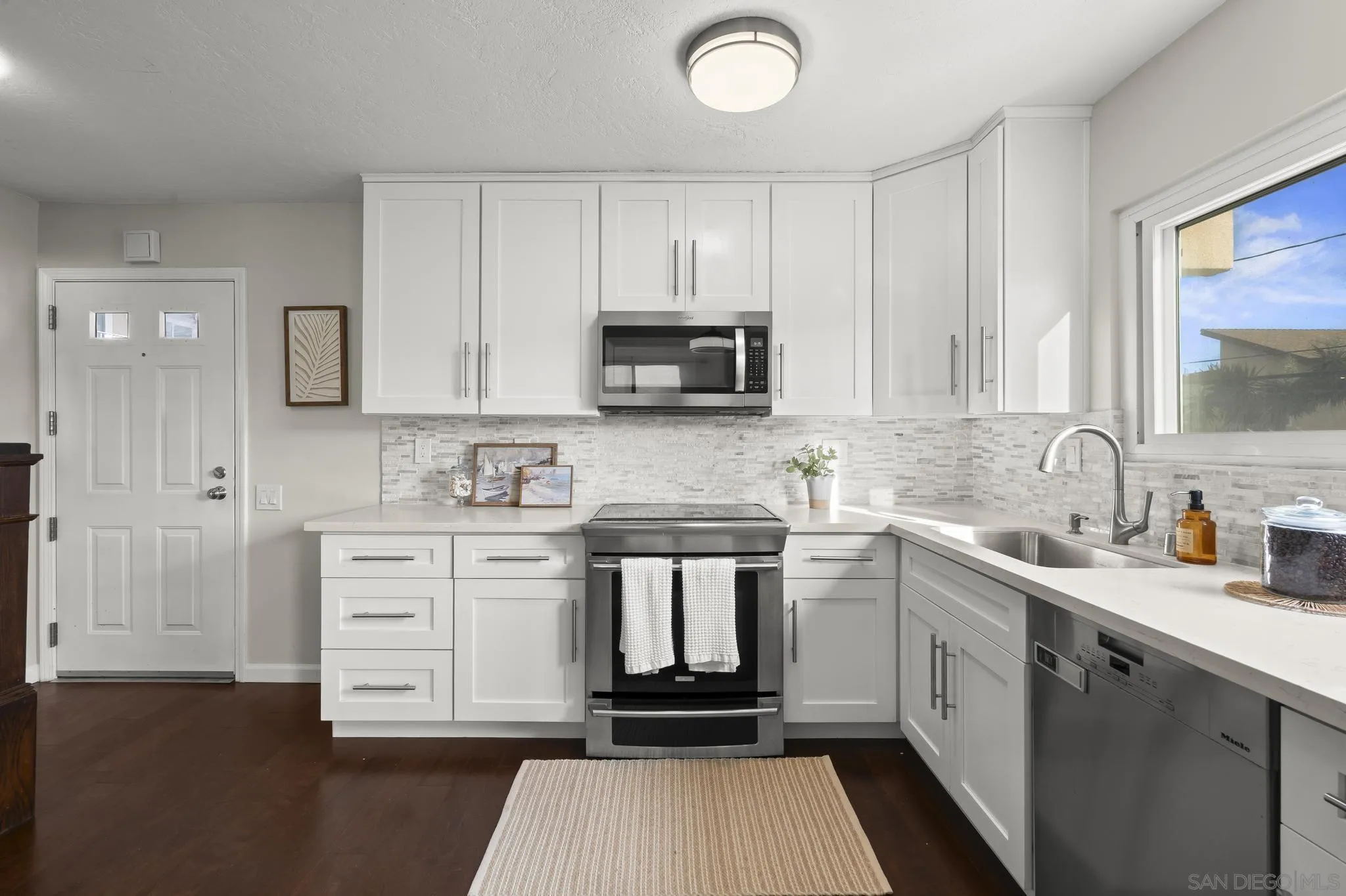 Photo #10: 260016543 Listing: Photo #10