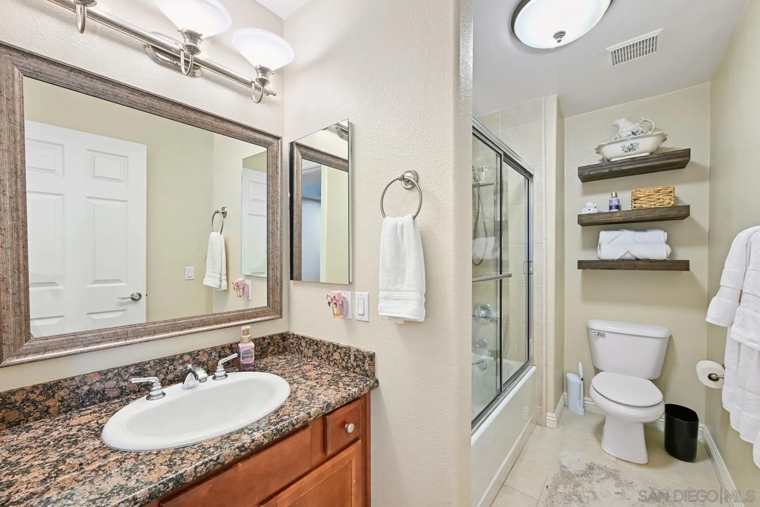 Photo #12: 260016545 Listing: Photo #12