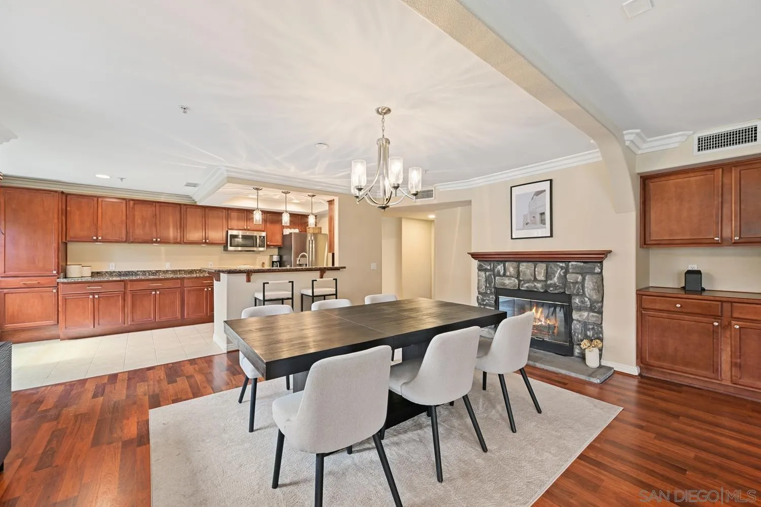 Photo #6: 260016545 Listing: Photo #6