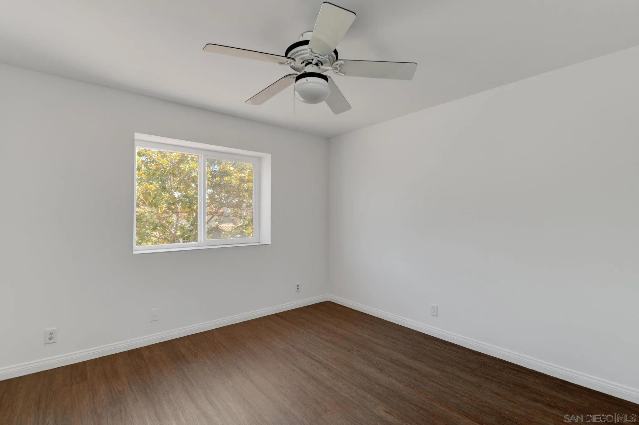 https://cdn.realtyfeed.com/cdn/127/260016551/4f908a9783cd76d379b99051627d2e6e.webp