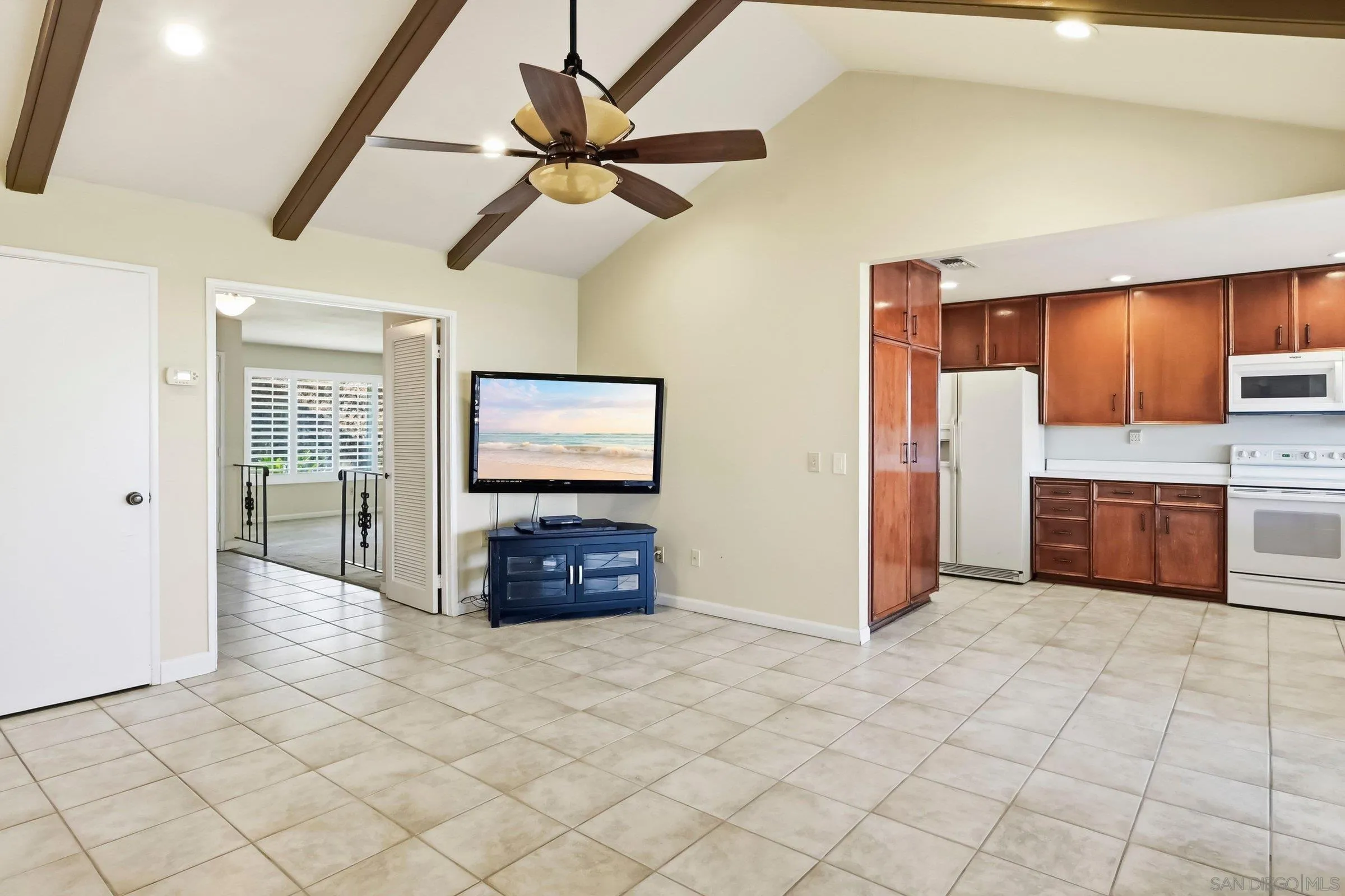 https://cdn.realtyfeed.com/cdn/127/260016552/1f3912db8fe210f7dc29948f50e5507f.webp
