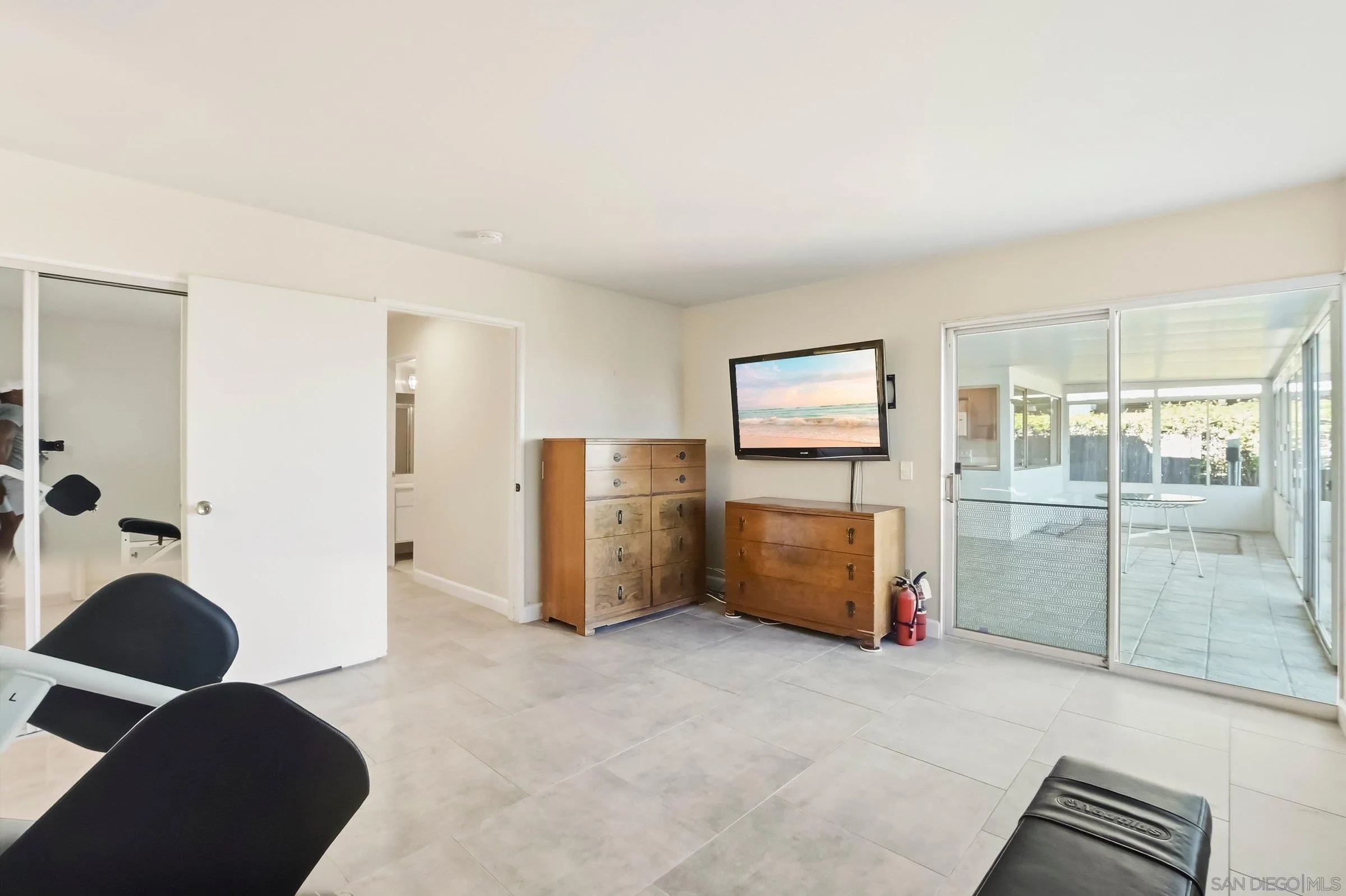 https://cdn.realtyfeed.com/cdn/127/260016552/856ddefeaa69712ce788ca855141459f.webp