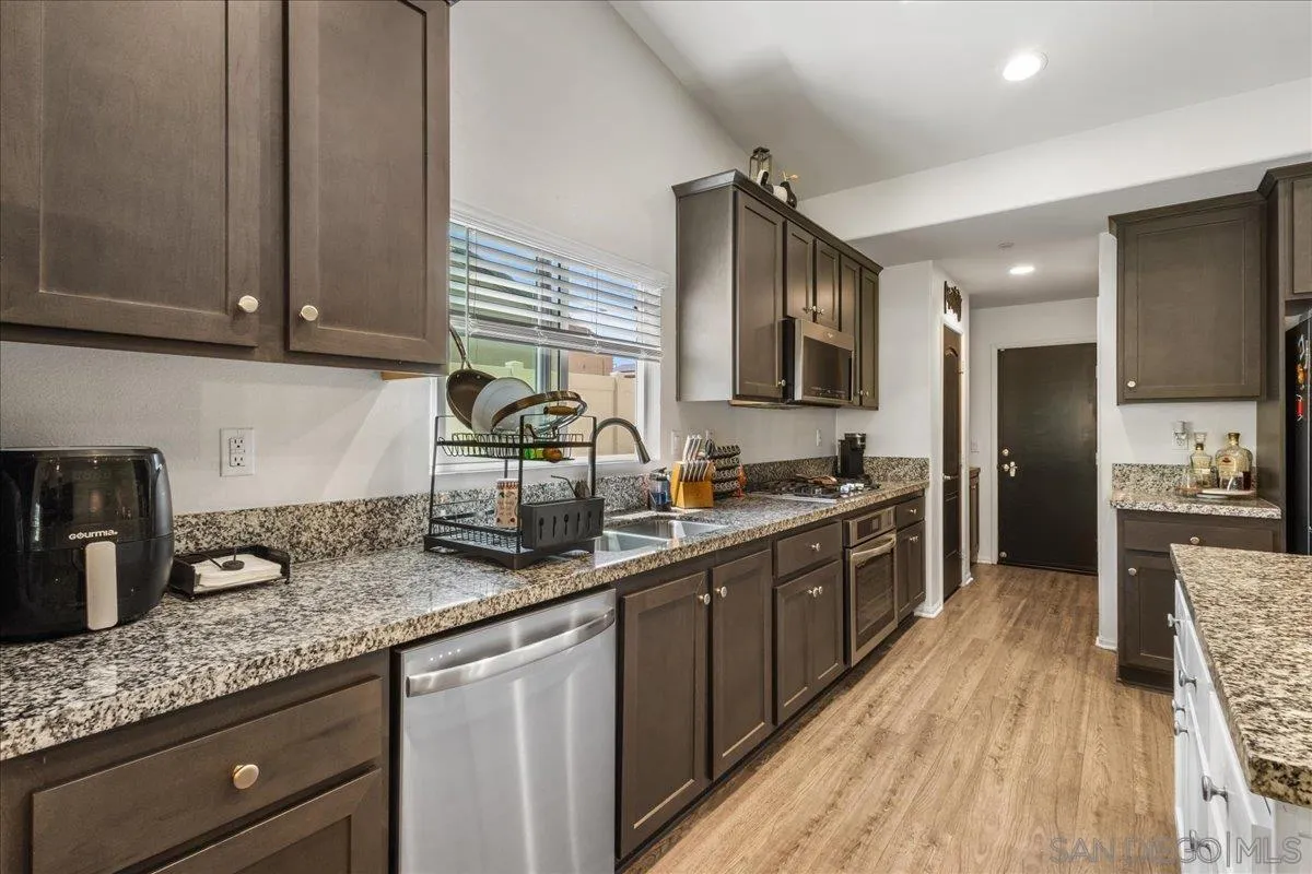 30667 Expedition Dr, Winchester, CA 92596 - Photo 5 of 49, Winchester, CA