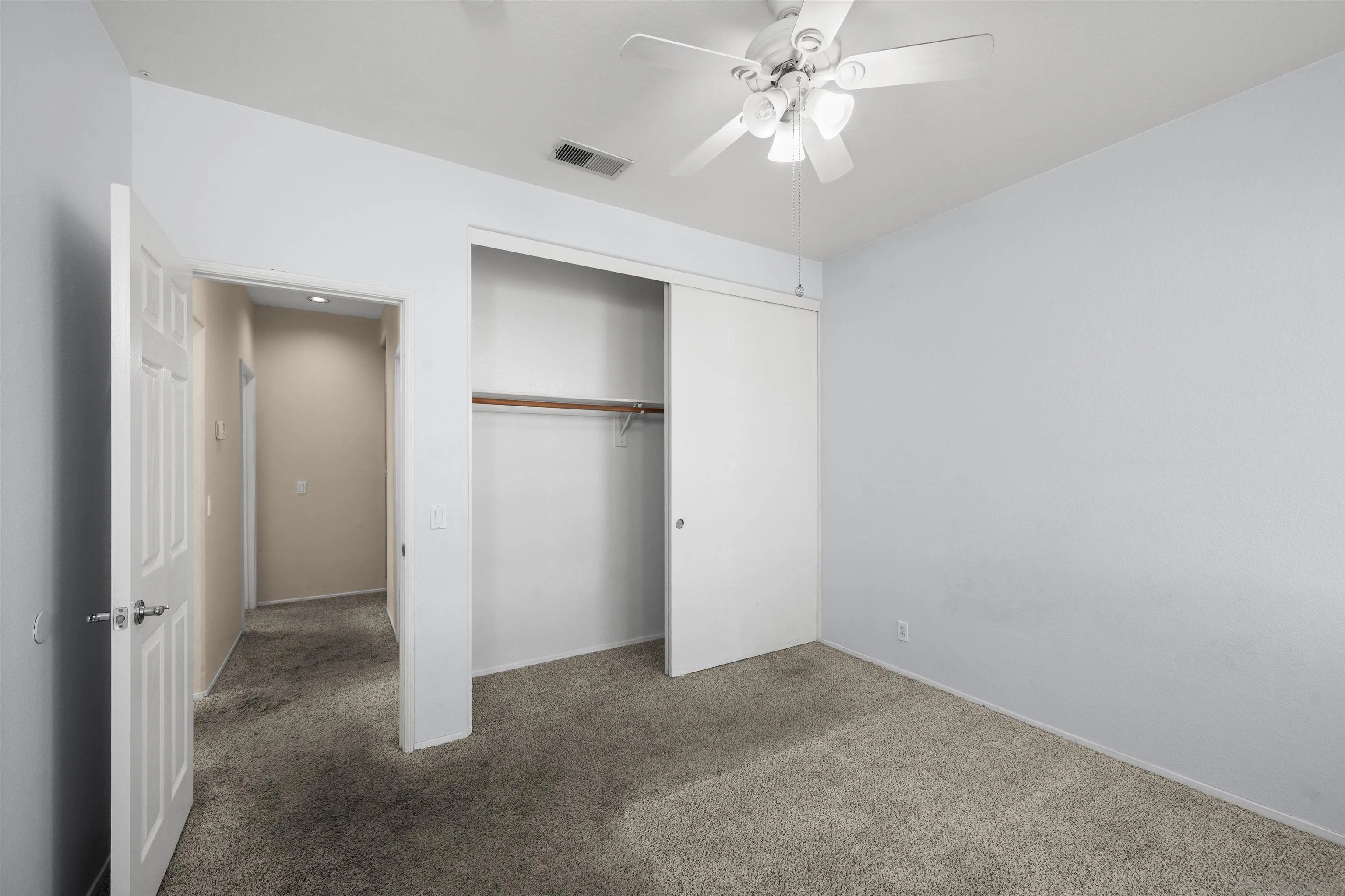 Photo #29: 260016557 Listing: Photo #29