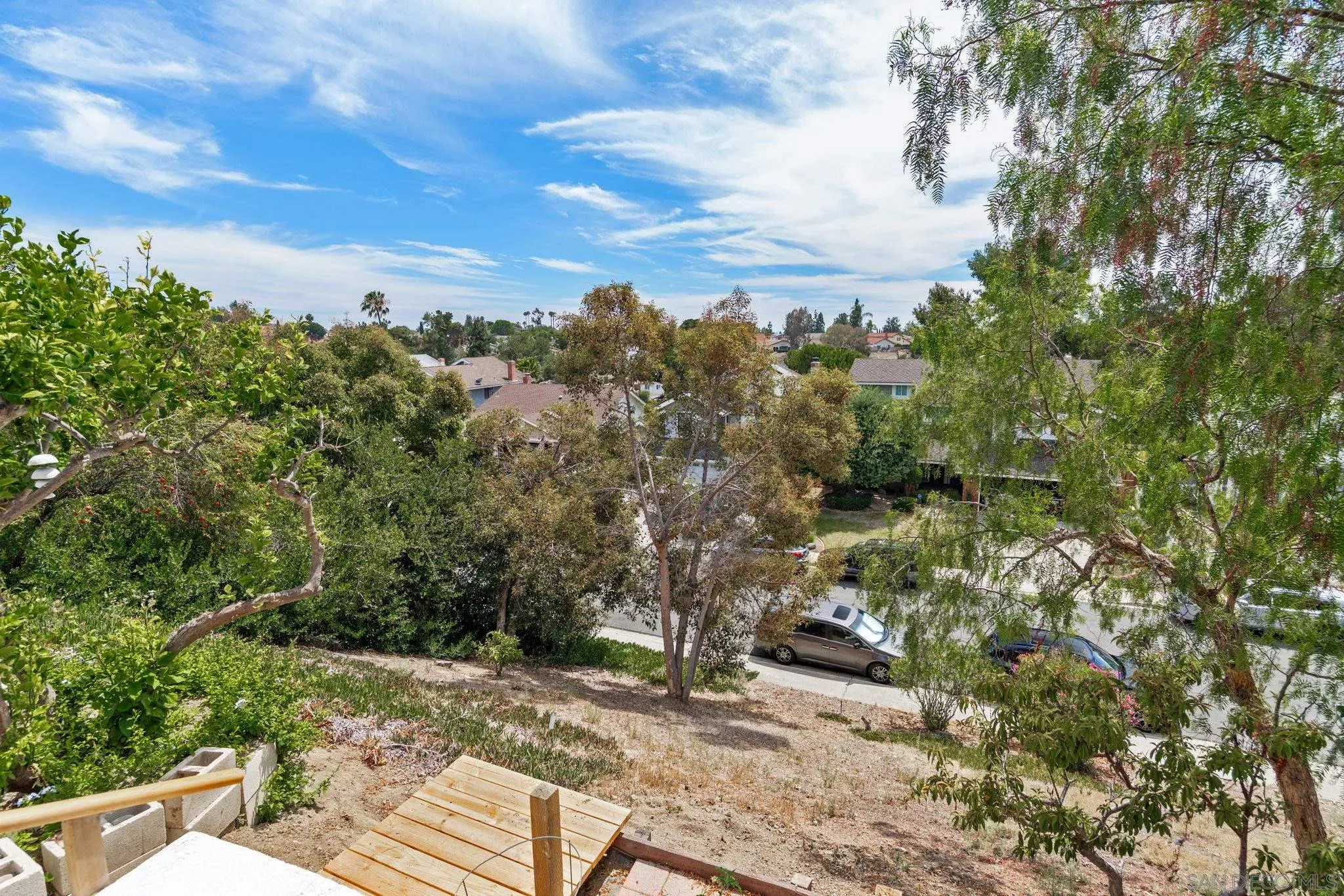 https://cdn.realtyfeed.com/cdn/127/260016562/1321e71d9b7941a8b004d0093ab3dcc7.webp