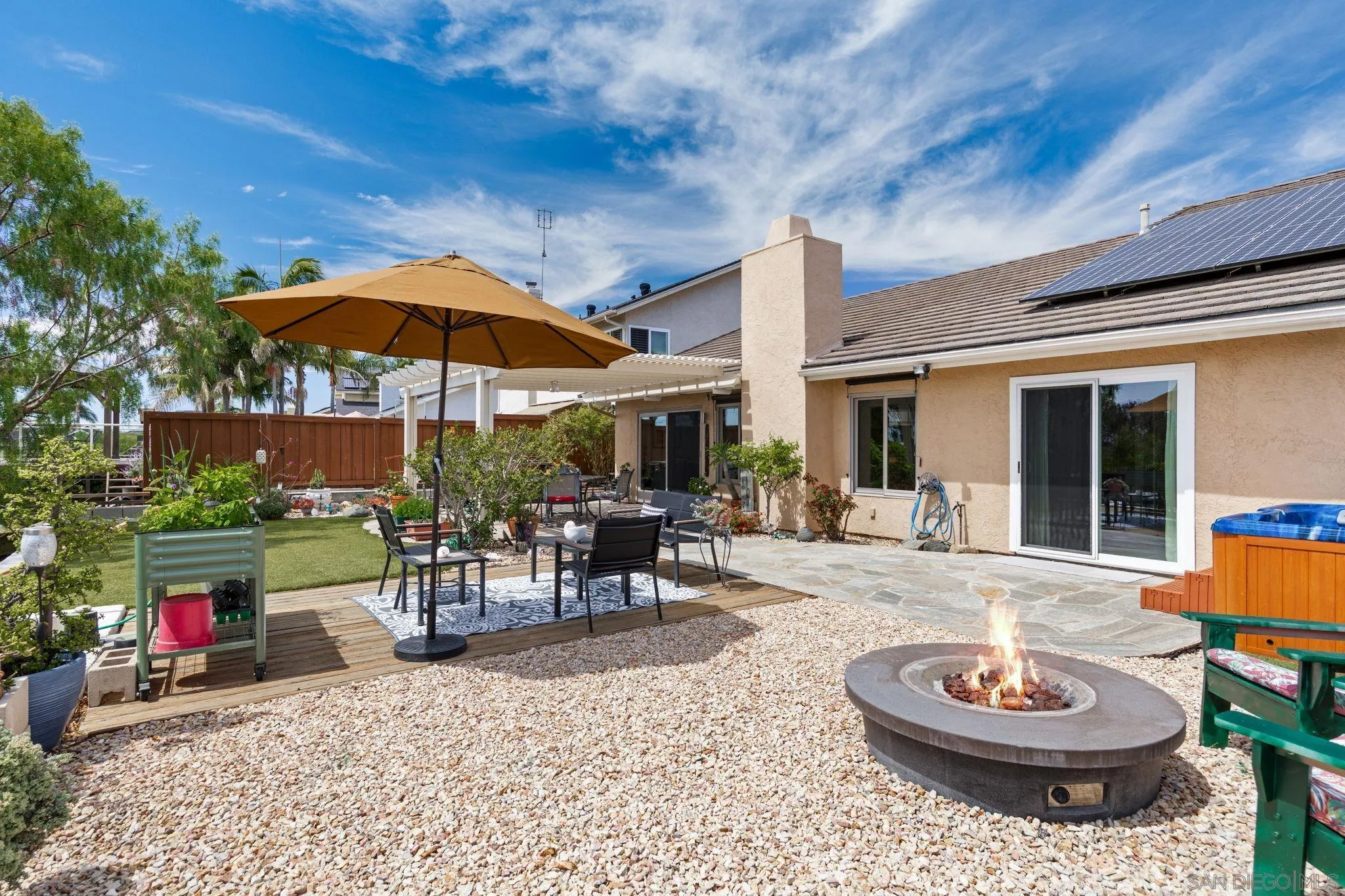 https://cdn.realtyfeed.com/cdn/127/260016562/2fed6f5b87f90660c14002794ab413d2.webp