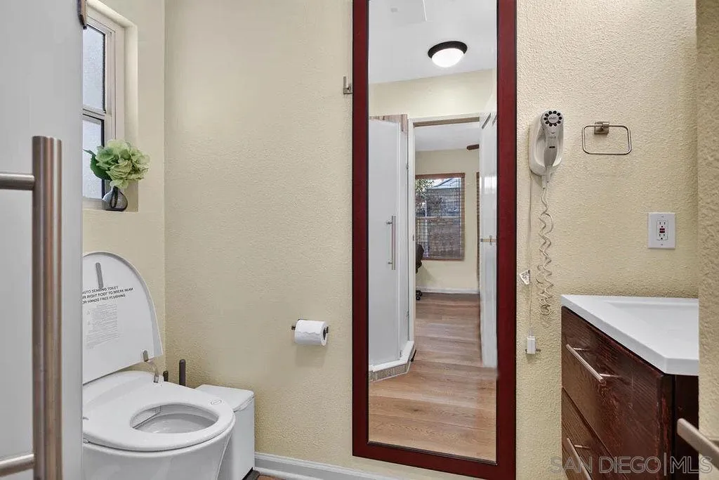 https://cdn.realtyfeed.com/cdn/127/260016565/0c6e3399d1c21db89855a351d6d6e1cb.webp
