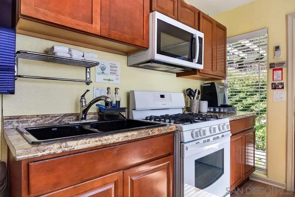 https://cdn.realtyfeed.com/cdn/127/260016565/5974c0d17a8796a448ddc490c53606e6.webp