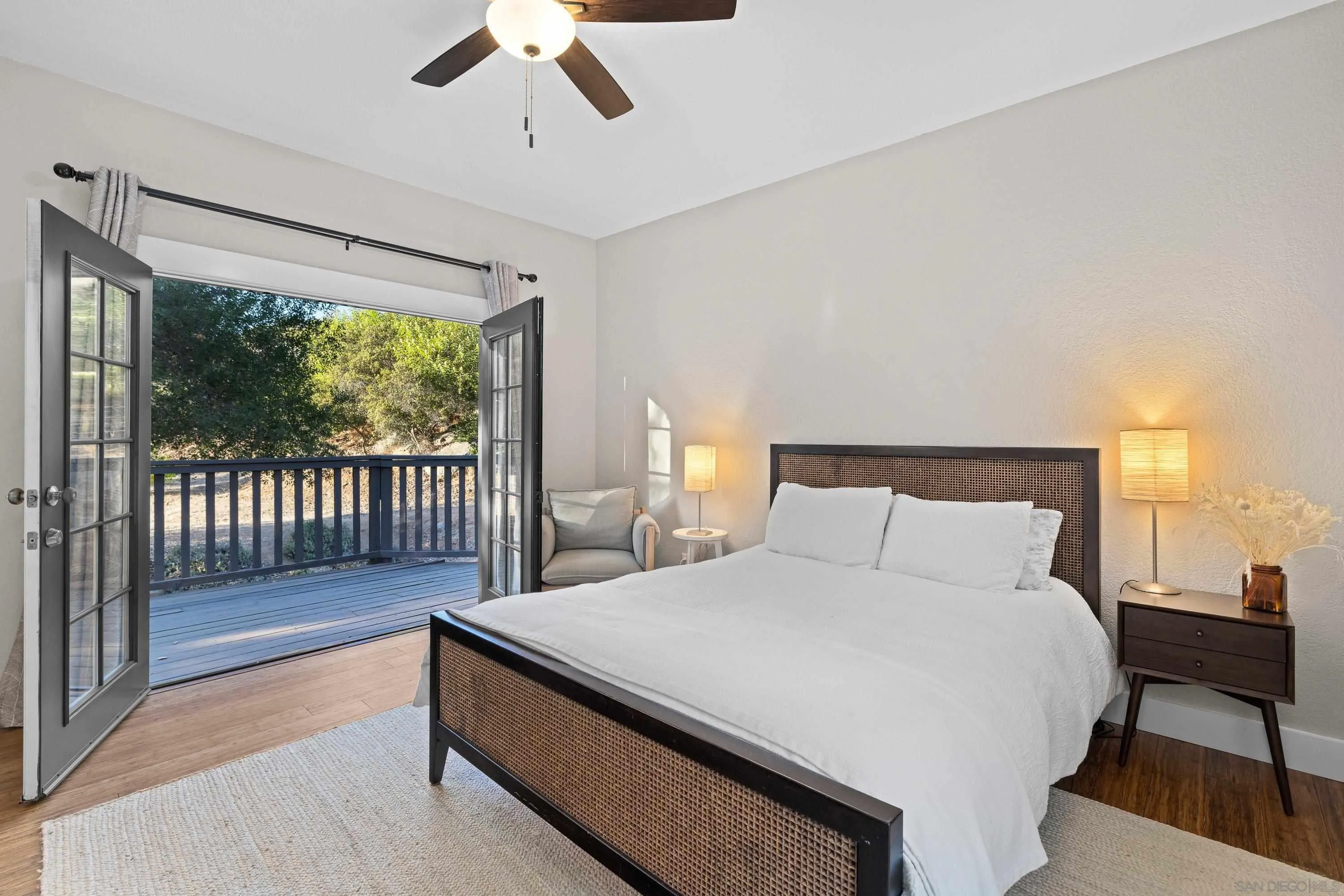 https://cdn.realtyfeed.com/cdn/127/260016569/ddba746a52649b08be81cb30b4222e1d.webp