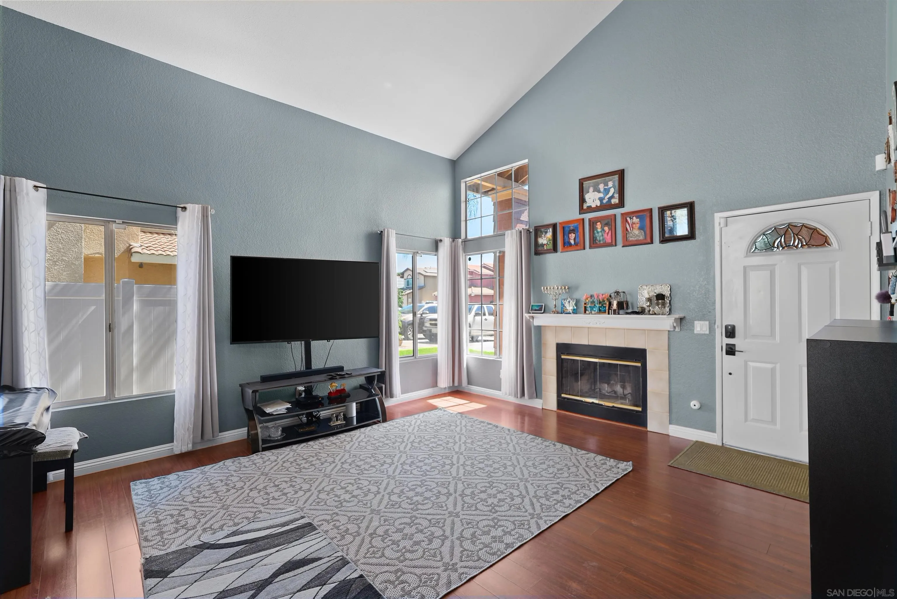 1130 Mako, Perris, CA 92571 - Photo 5 of 29, Perris, CA