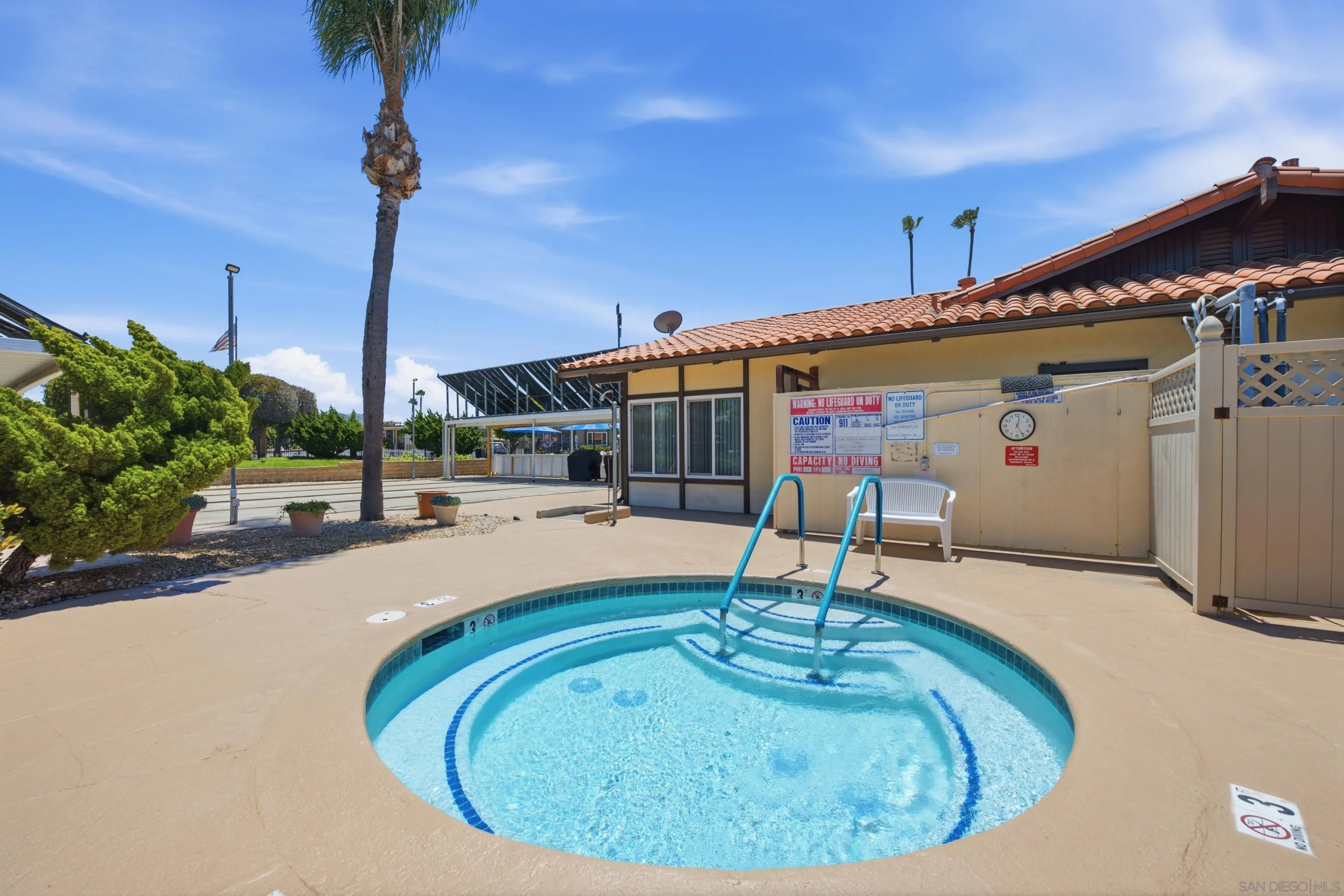 https://cdn.realtyfeed.com/cdn/127/260016576/0d537e1ae78a1322ebde2cc42e4ba29f.webp