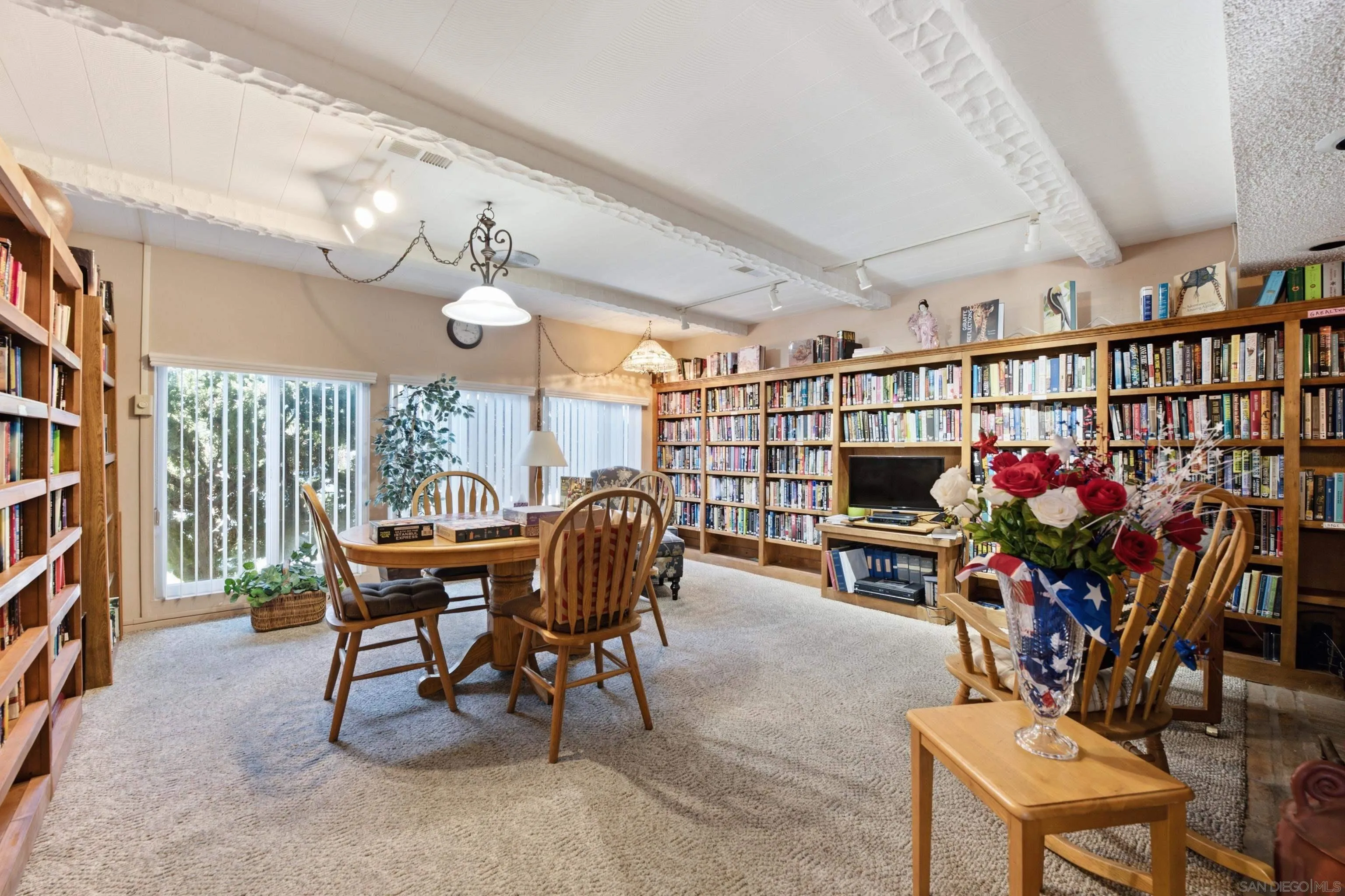 https://cdn.realtyfeed.com/cdn/127/260016576/8e61ef77736ca23ca728af1c7091b727.webp