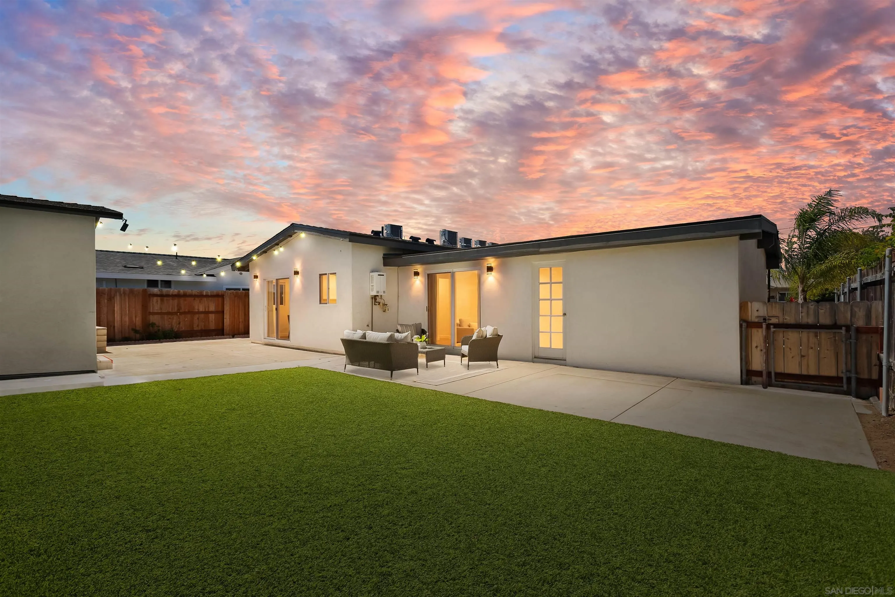 https://cdn.realtyfeed.com/cdn/127/260016578/09dec7f3371511d536e1e4f885d4d0df.webp
