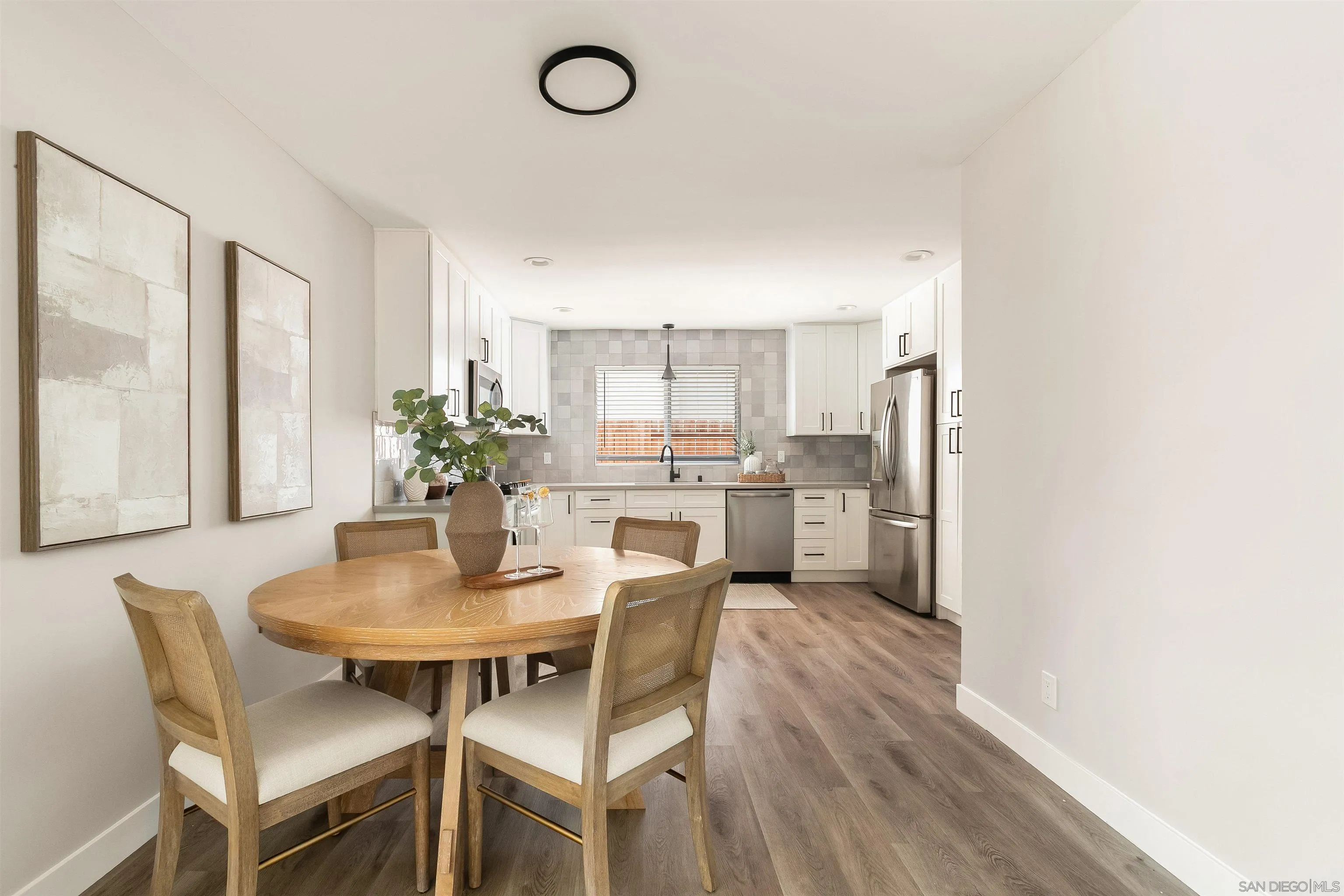 https://cdn.realtyfeed.com/cdn/127/260016578/0f9f35c82e9fac7cbc5a243164ade359.webp
