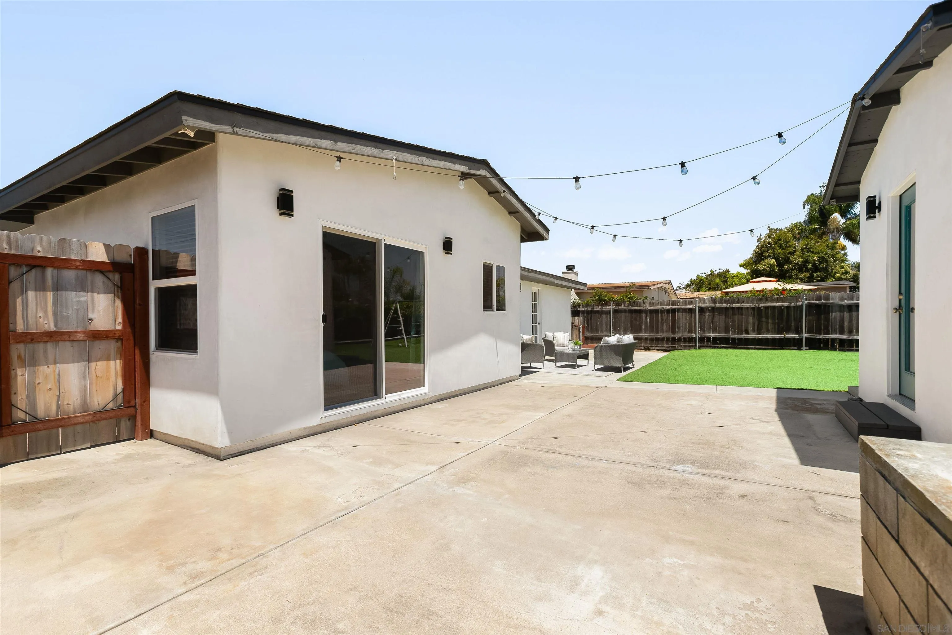 https://cdn.realtyfeed.com/cdn/127/260016578/1a422404796c040ce639bf9ed7fa47c0.webp