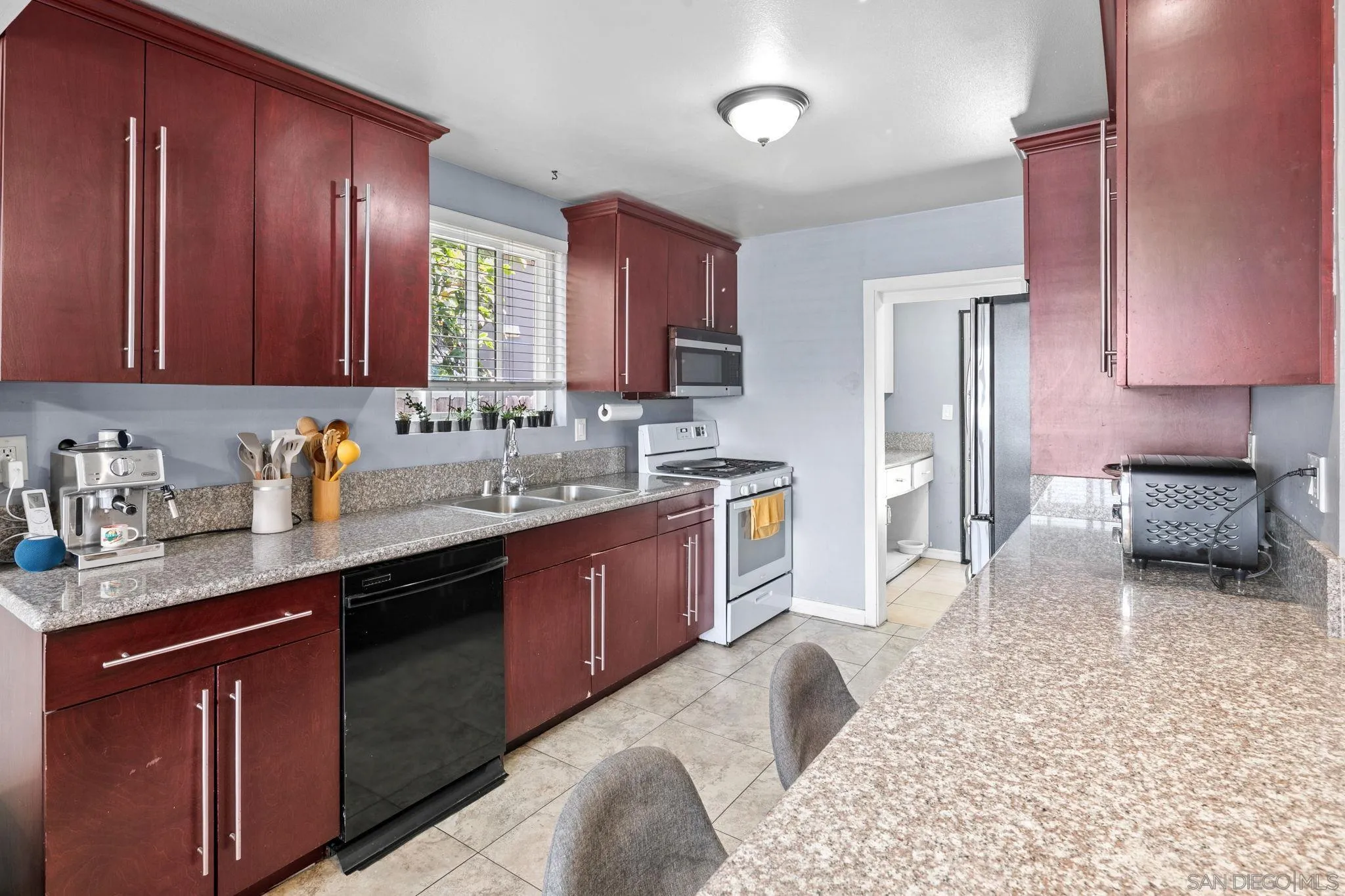 https://cdn.realtyfeed.com/cdn/127/260016579/3065d8ff09d4a0d81e7109918c20682f.webp