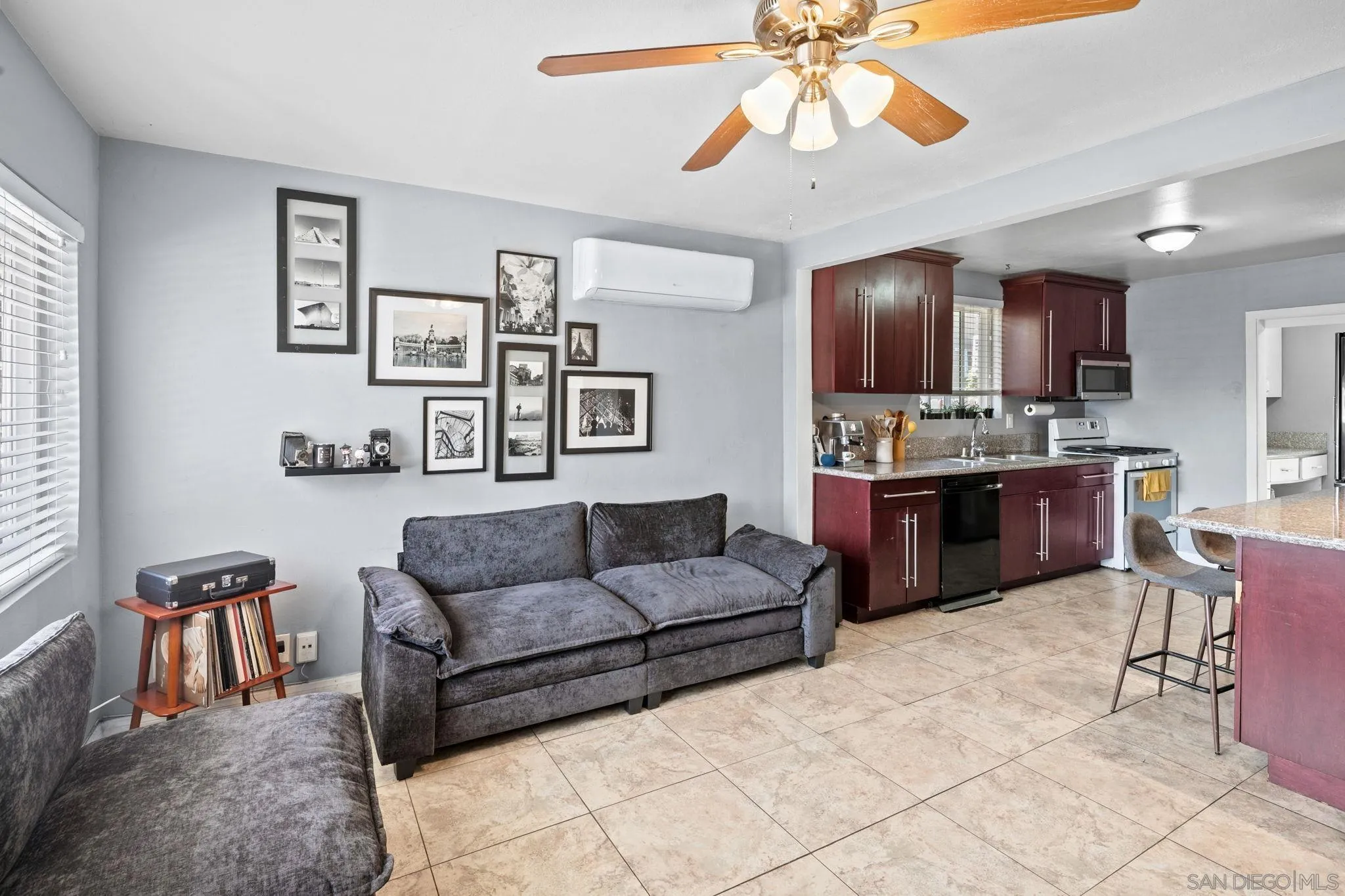 https://cdn.realtyfeed.com/cdn/127/260016579/9fcdfcf813fd8d008223b278ef1ad637.webp