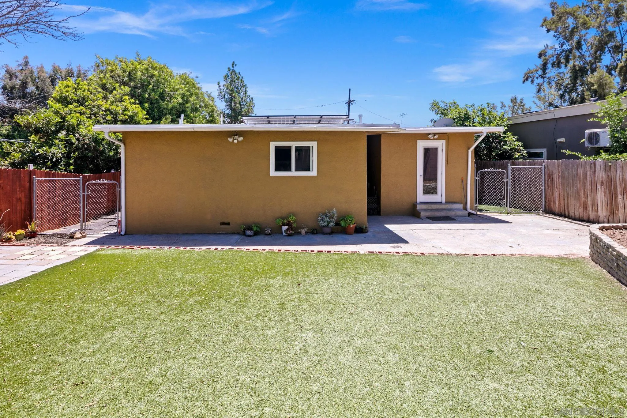 https://cdn.realtyfeed.com/cdn/127/260016579/b00991839645750f596b947af529849e.webp