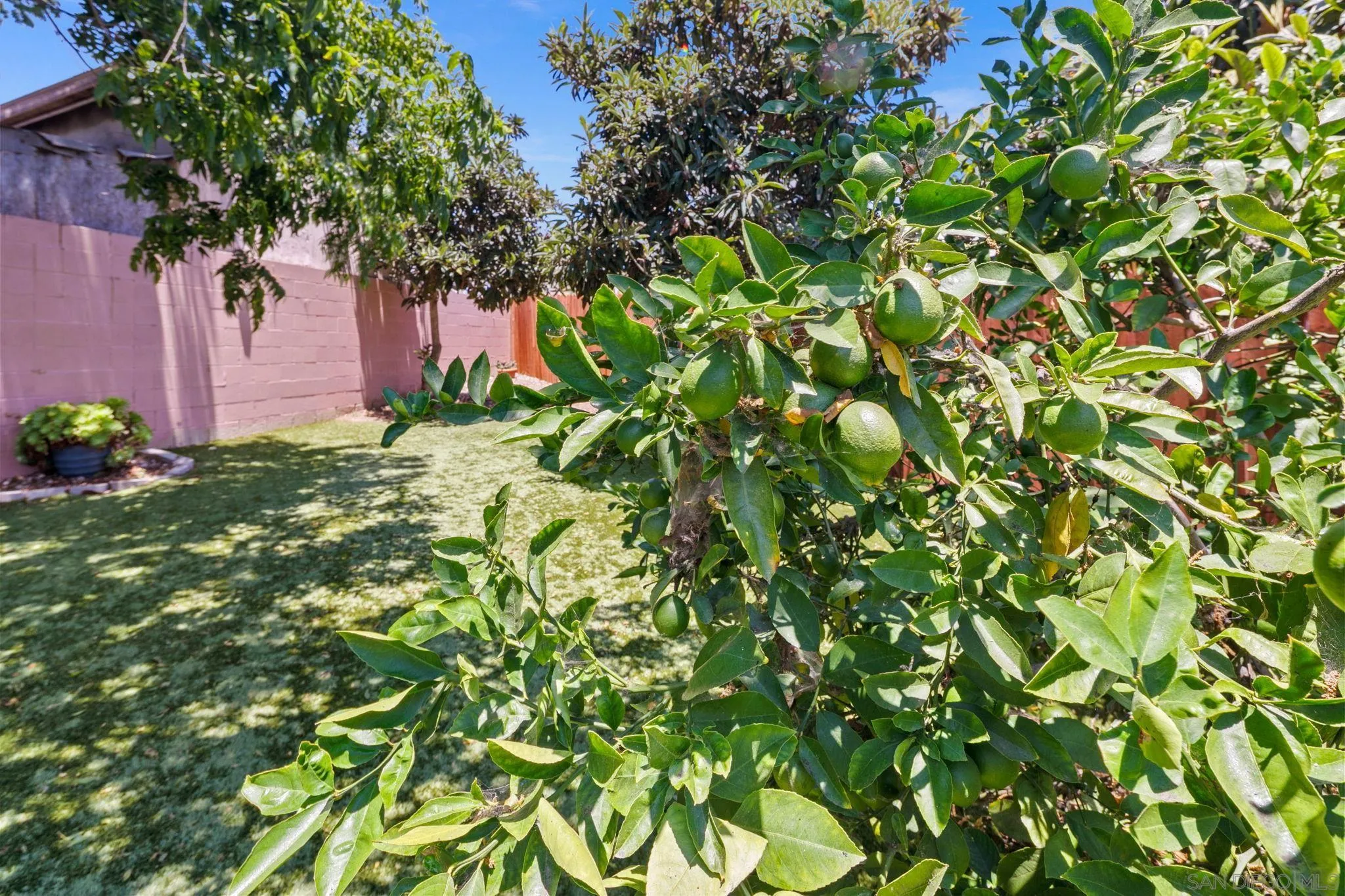 https://cdn.realtyfeed.com/cdn/127/260016579/b8d787130ae867885c27b53c0e3493fa.webp