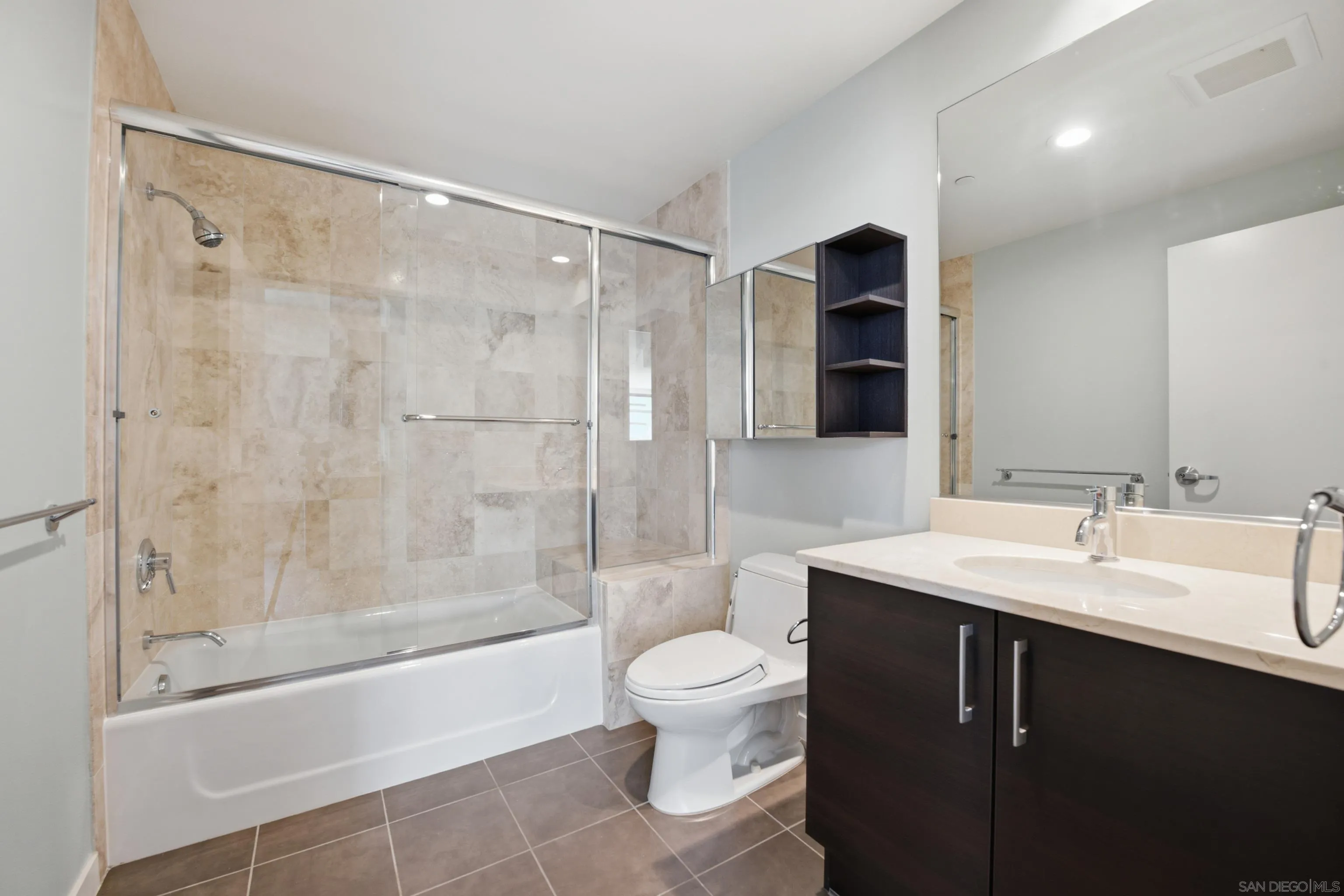 Photo #17: 260016581 Listing: Photo #17