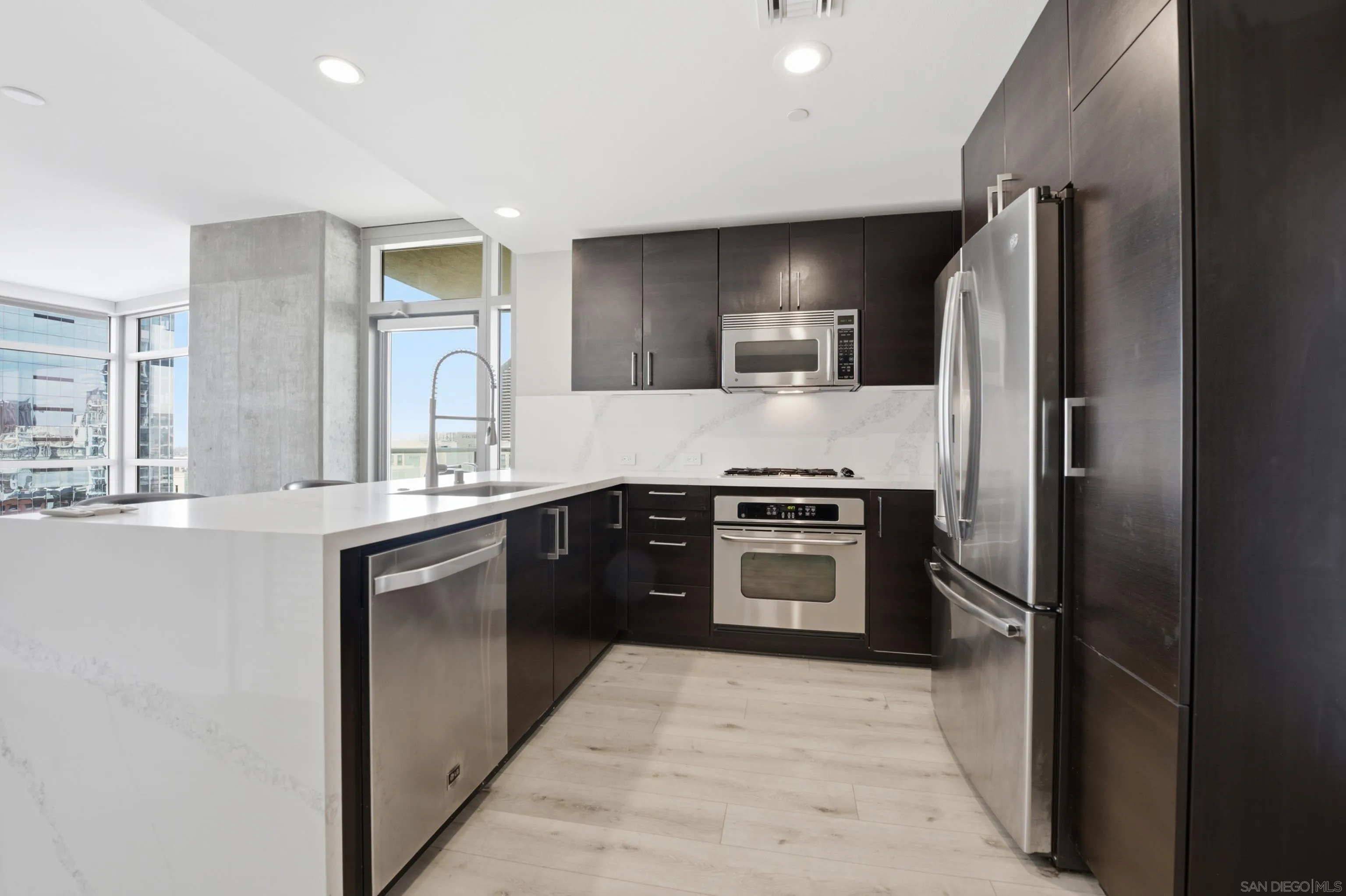 Photo #8: 260016581 Listing: Photo #8