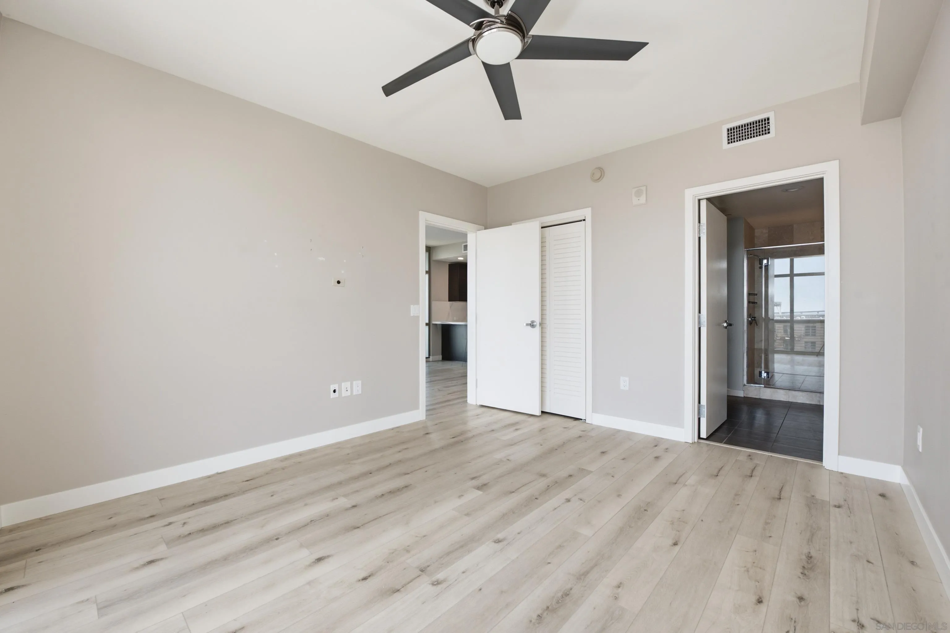 Photo #11: 260016581 Listing: Photo #11