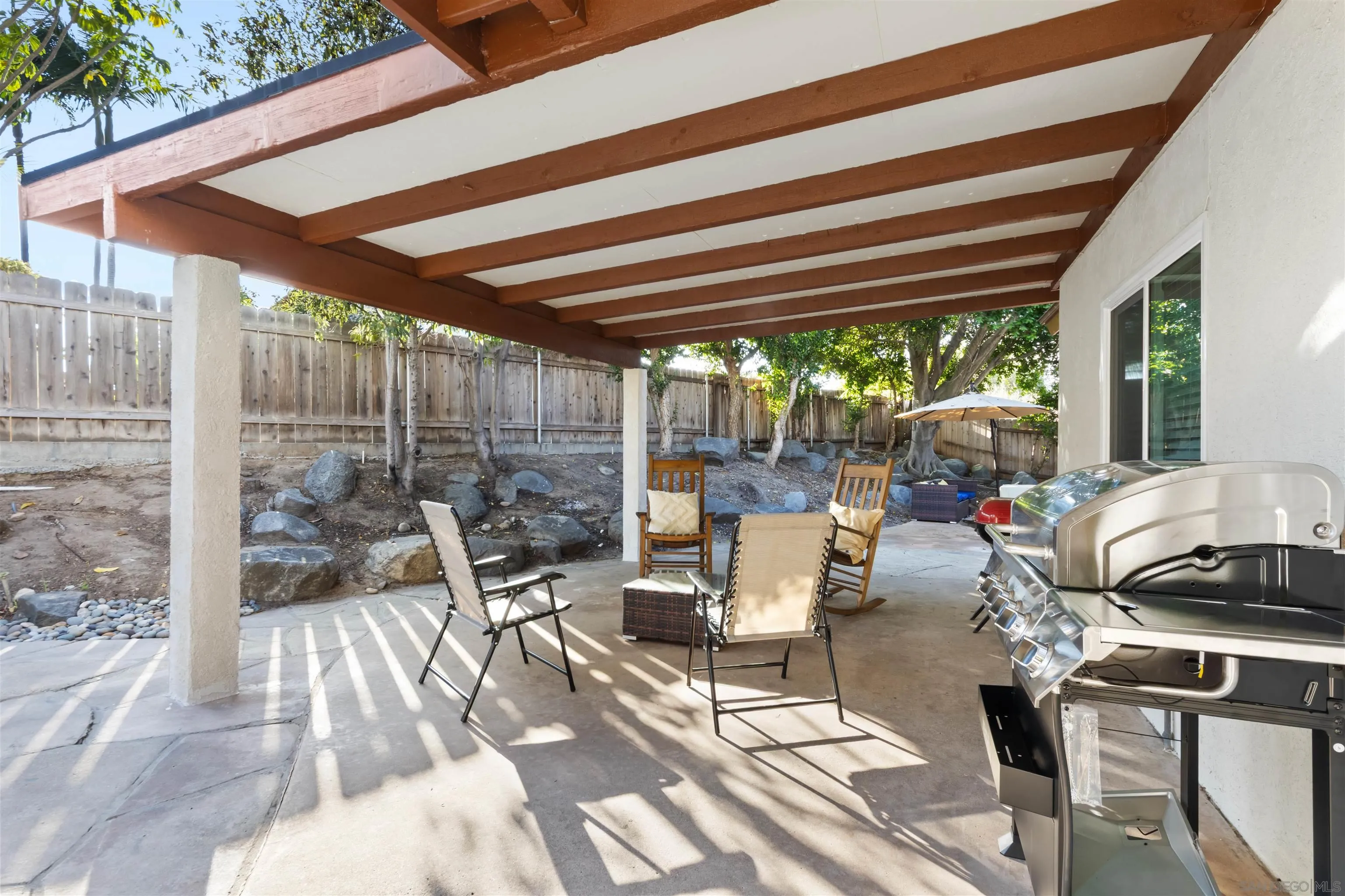 https://cdn.realtyfeed.com/cdn/127/260016584/613afc26f61eb0717d5a60e419647fe7.webp