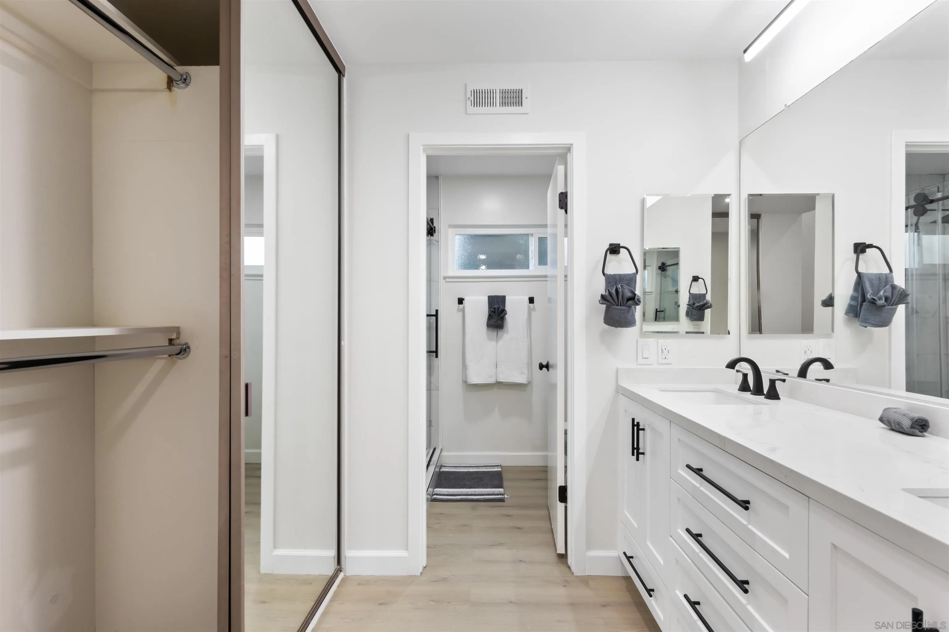 https://cdn.realtyfeed.com/cdn/127/260016584/a44e735f5ae8f0ff993ba13632baf844.webp