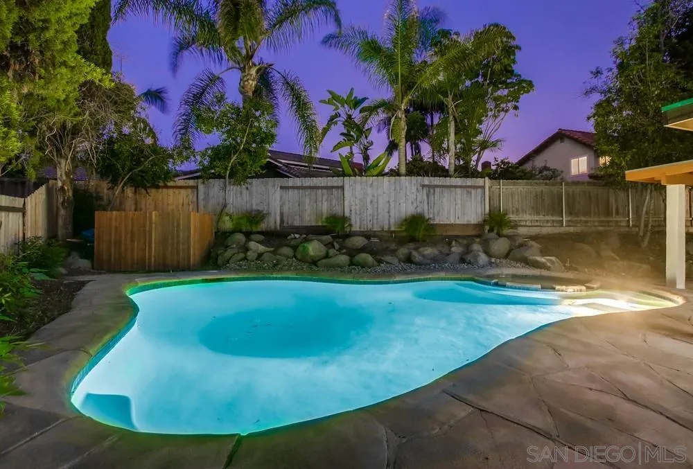 https://cdn.realtyfeed.com/cdn/127/260016584/d6dac15a80709f0f8ac396908e4c4d20.webp