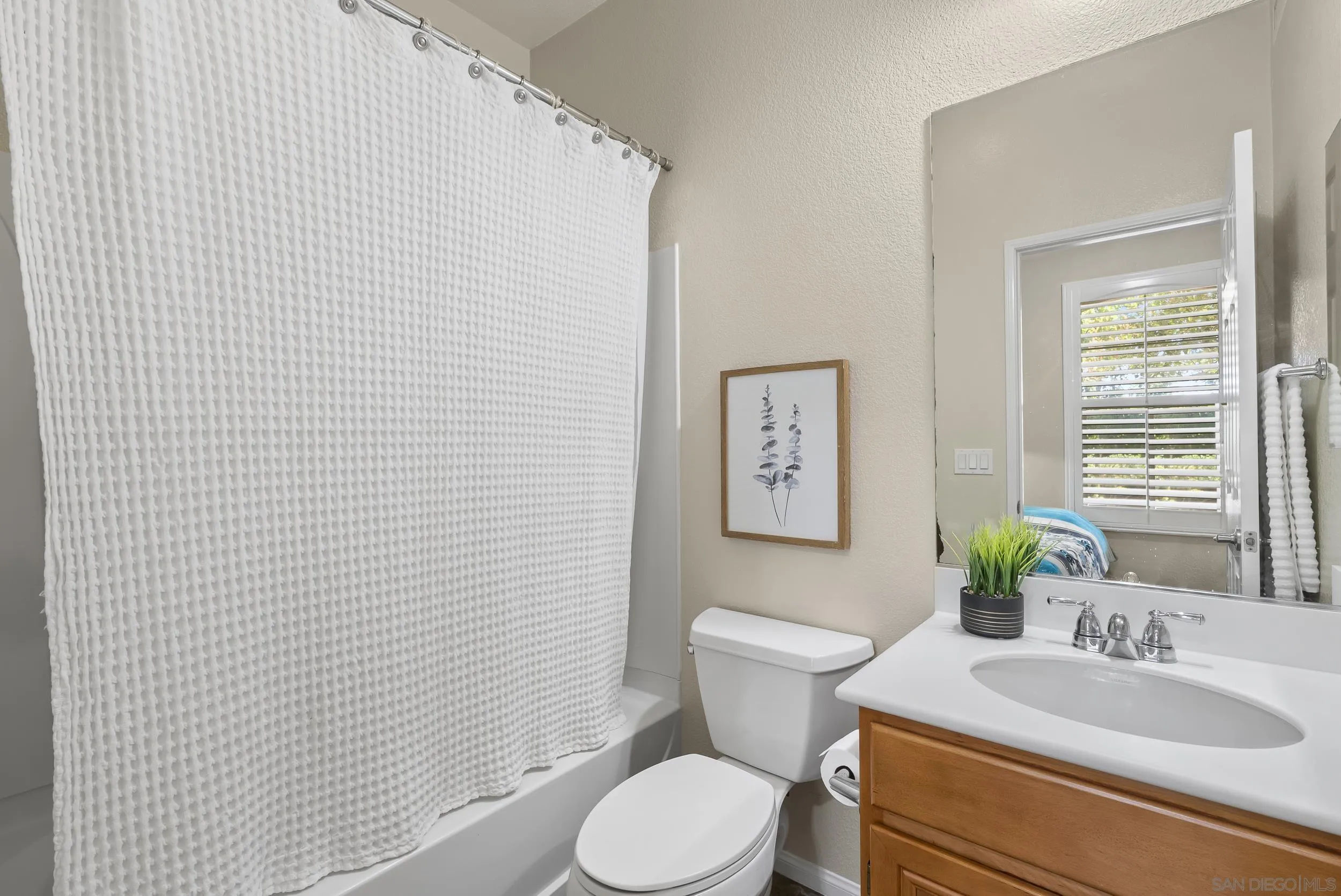 Photo #23: 260016585 Listing: Photo #23