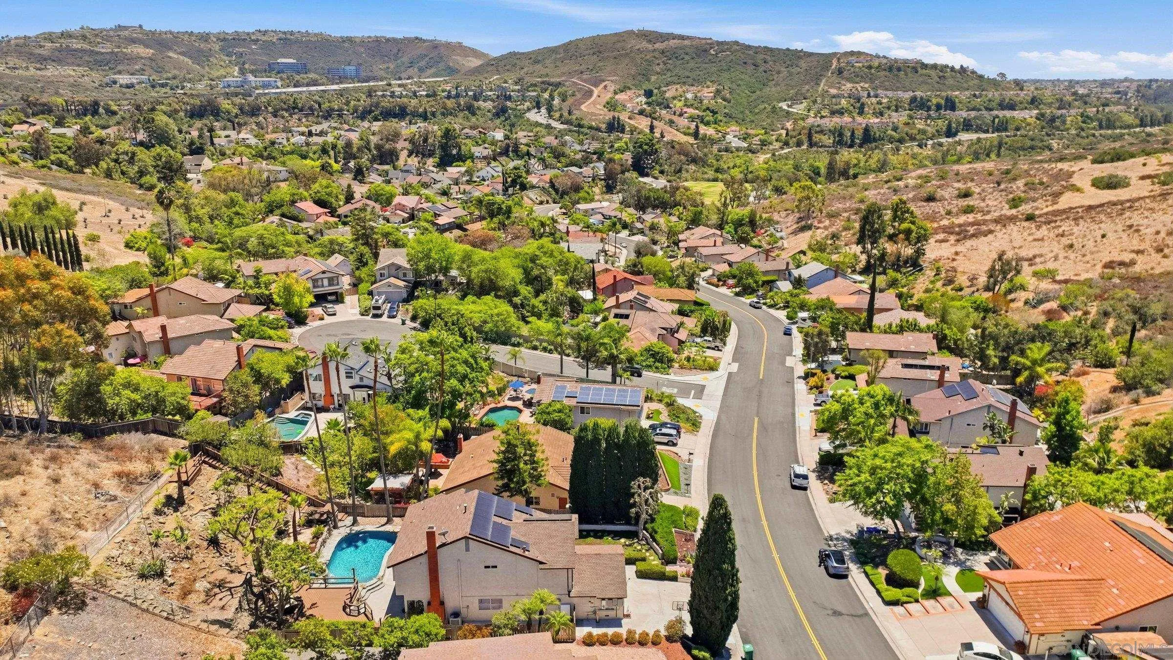 https://cdn.realtyfeed.com/cdn/127/260016587/4d90d7c741a395e3a1b8ef508809eebd.webp
