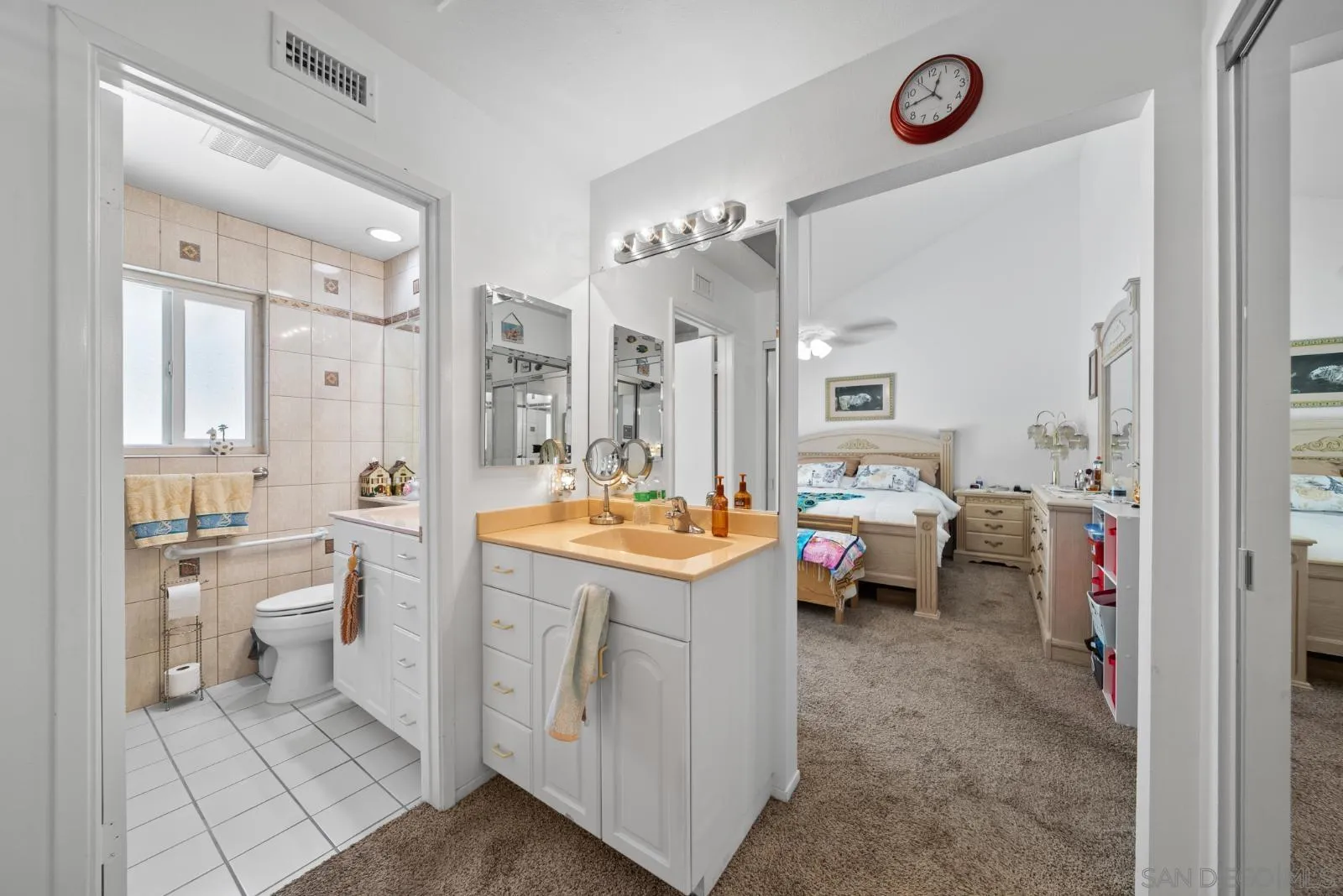 https://cdn.realtyfeed.com/cdn/127/260016589/156305a3dbf32692c4e37f204a28093e.webp
