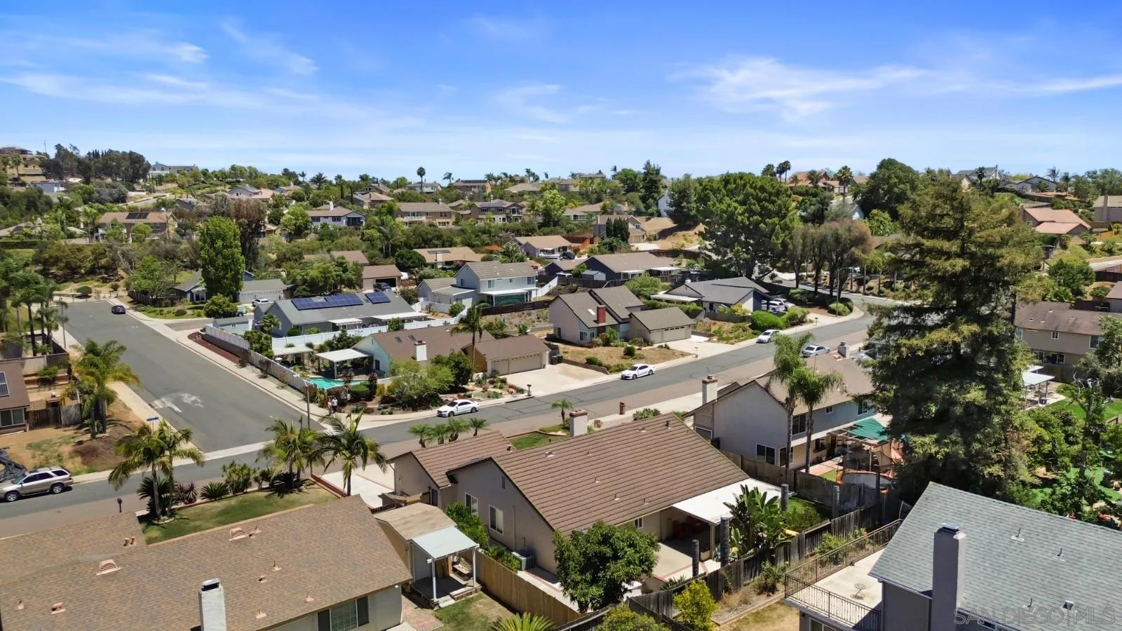 https://cdn.realtyfeed.com/cdn/127/260016589/2a7bfe4255562f168805e627e9da1fd1.webp