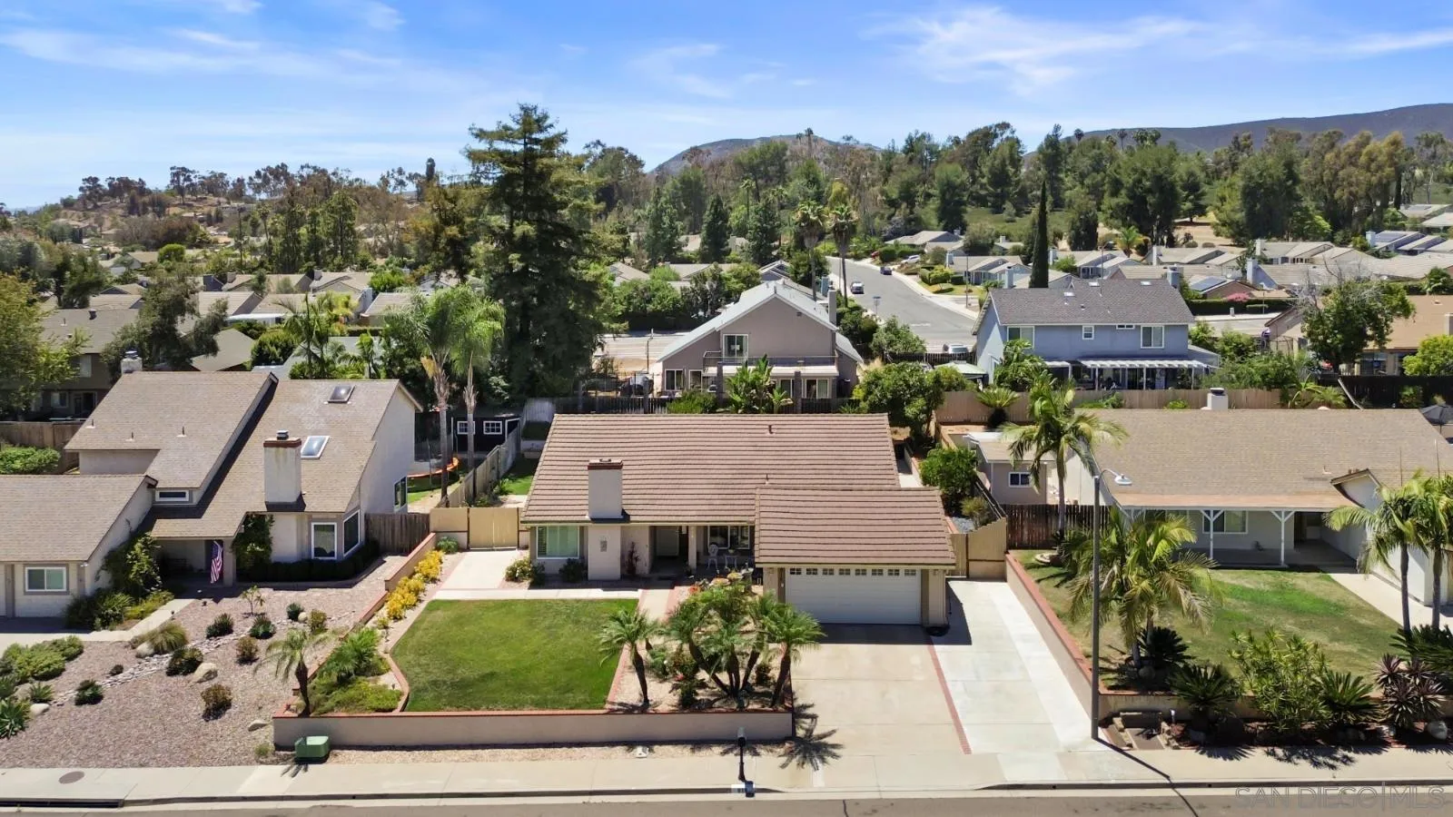 https://cdn.realtyfeed.com/cdn/127/260016589/3f49dfa3ffb11f673002f51c88f1d1d5.webp