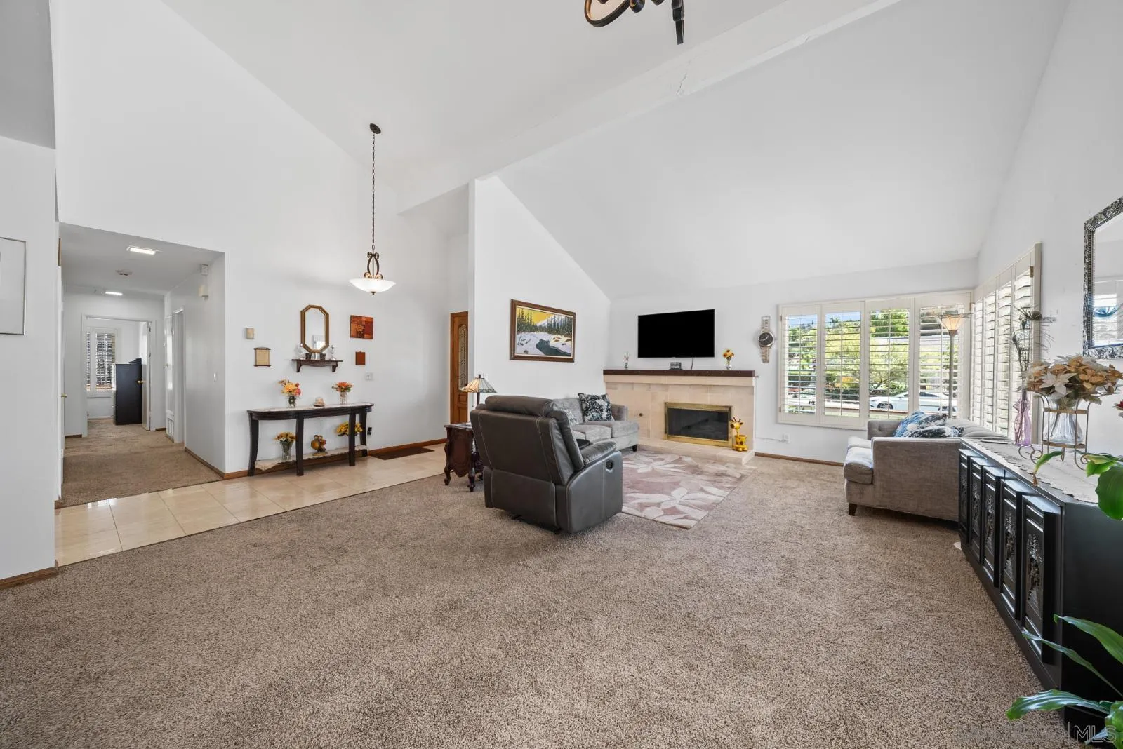 https://cdn.realtyfeed.com/cdn/127/260016589/c9a1692777f22045b27e7d3cc888e9ca.webp