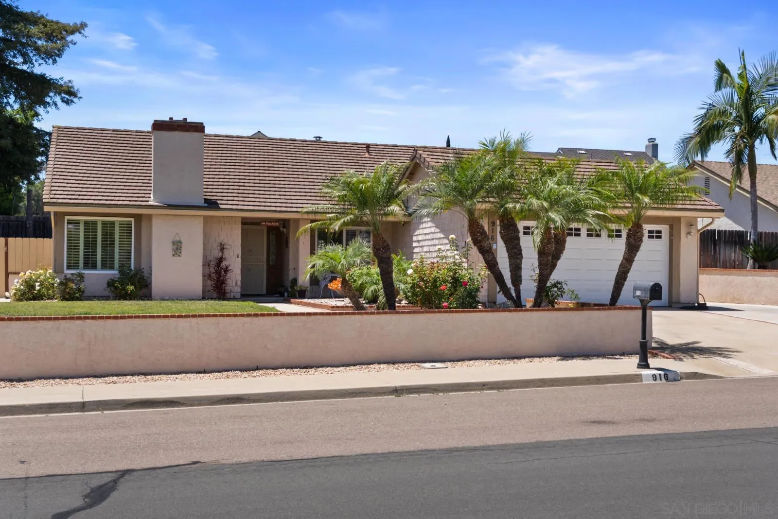 https://cdn.realtyfeed.com/cdn/127/260016589/d62173032b734f986dfc879aee811a8f.webp